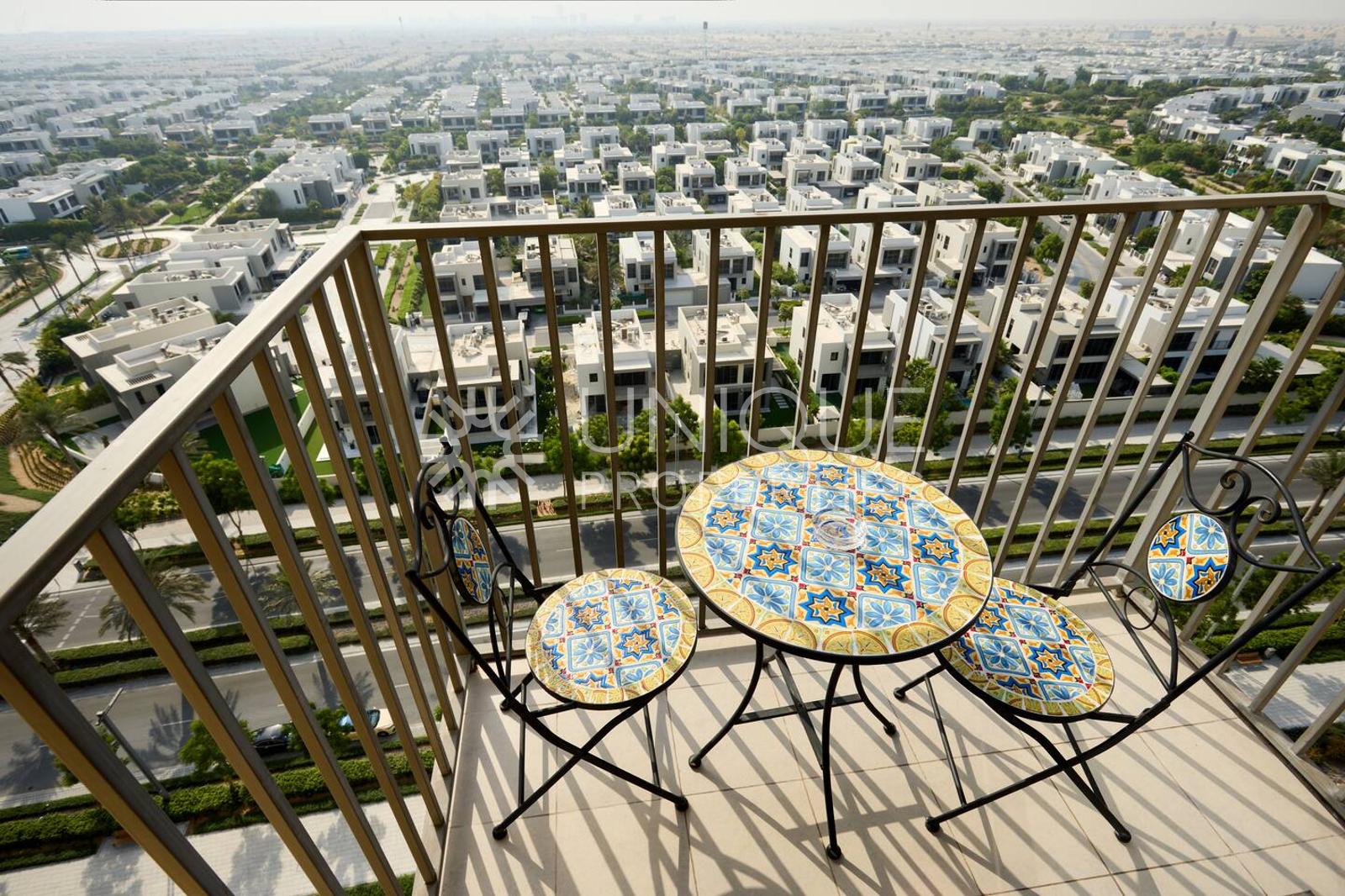 Villa View | Modern Design | Flex Chqs