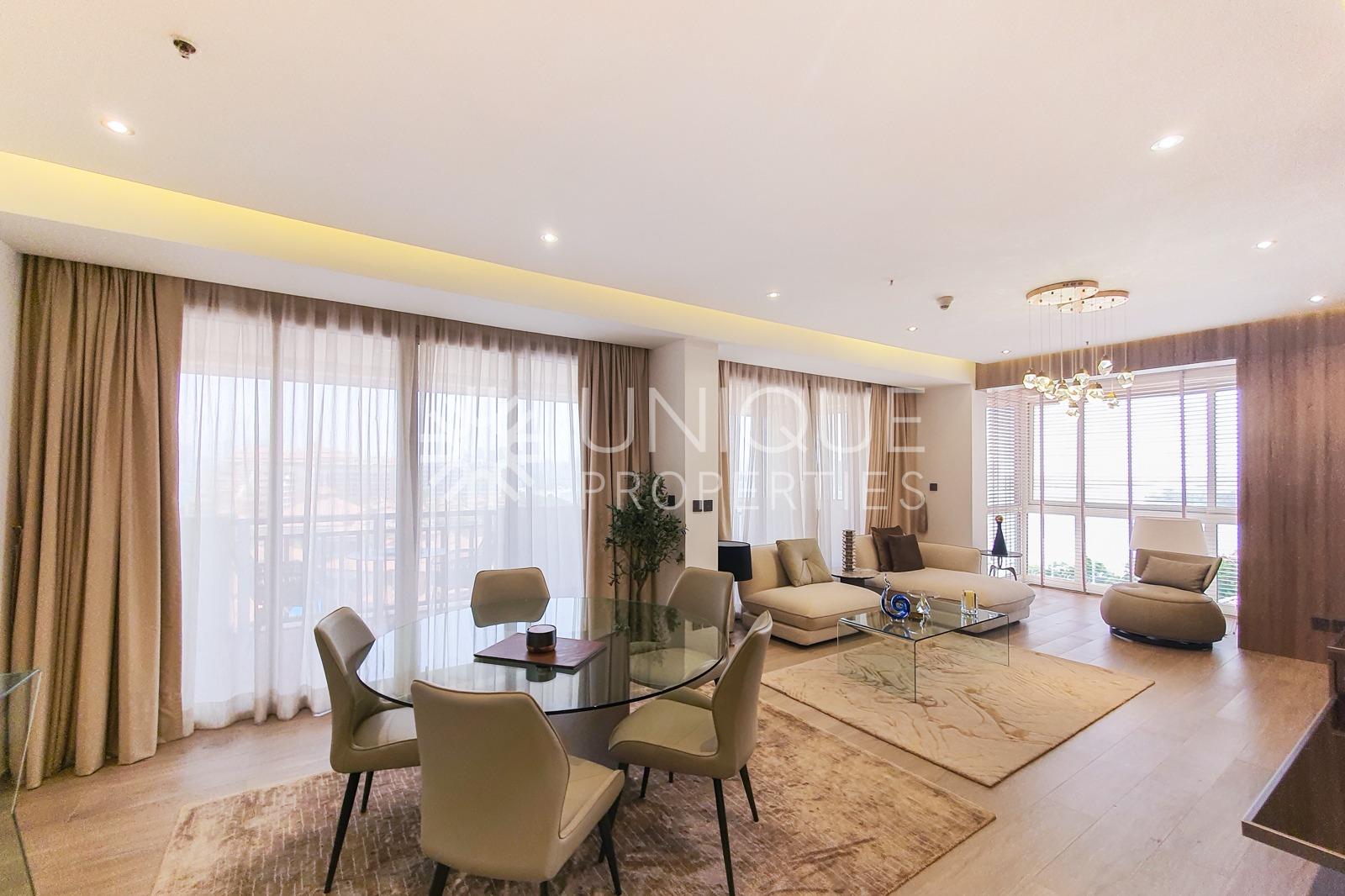 Palm Jumeirah and Resort View | Fully Furnished