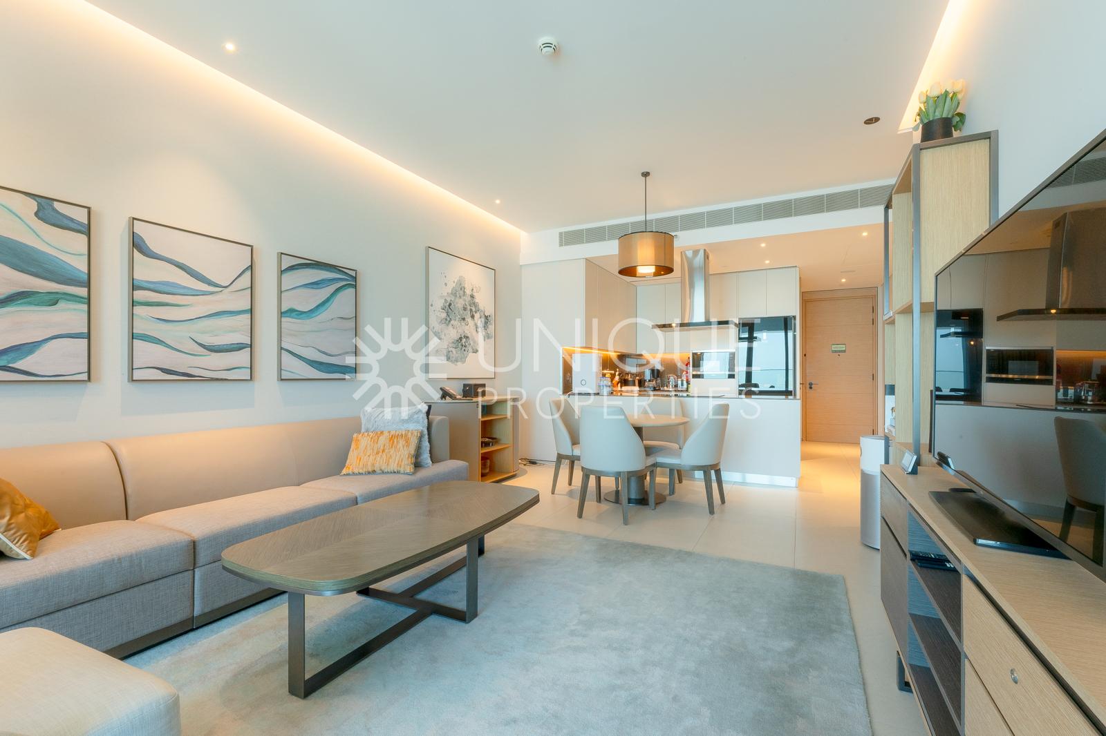 Luxurious Living | Full Sea + Palm View | Spacious