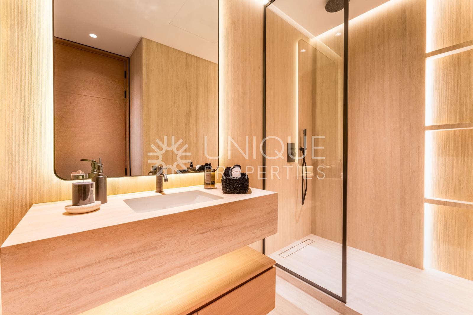 Exclusive | Above 40th Floor | Full Sea View | R2E