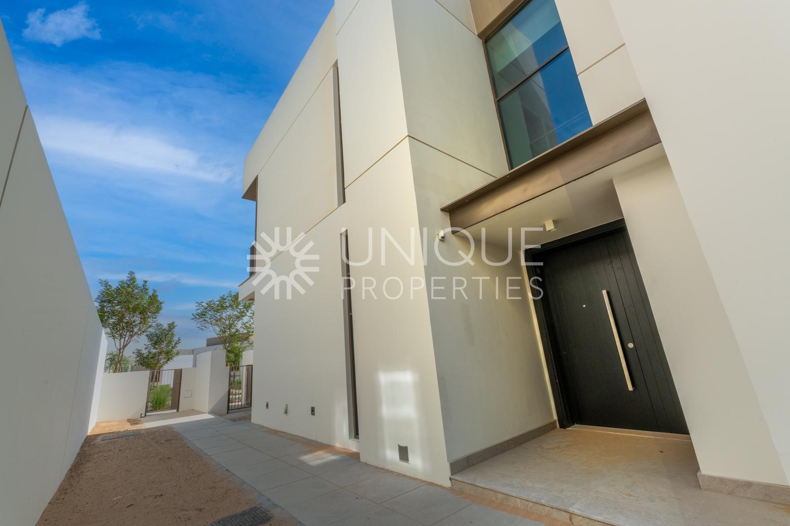 Single Row | 2 Units Adjacent | Prime Location