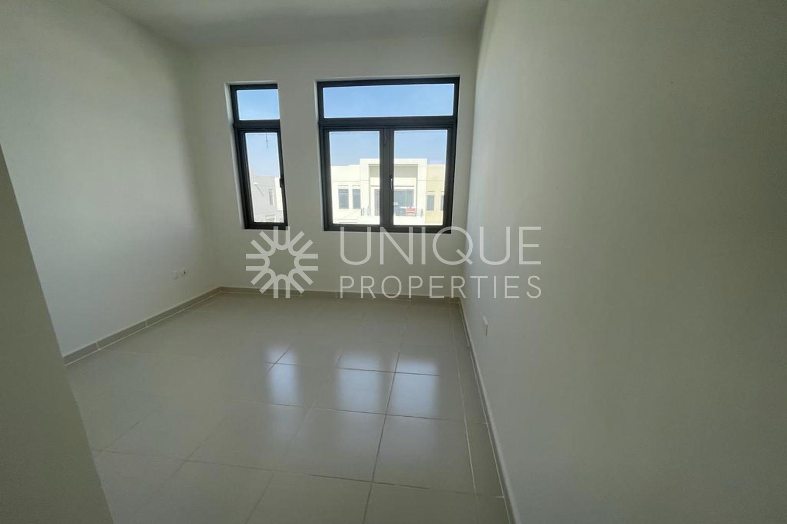 Single Row | Next to Park | Vacant Soon