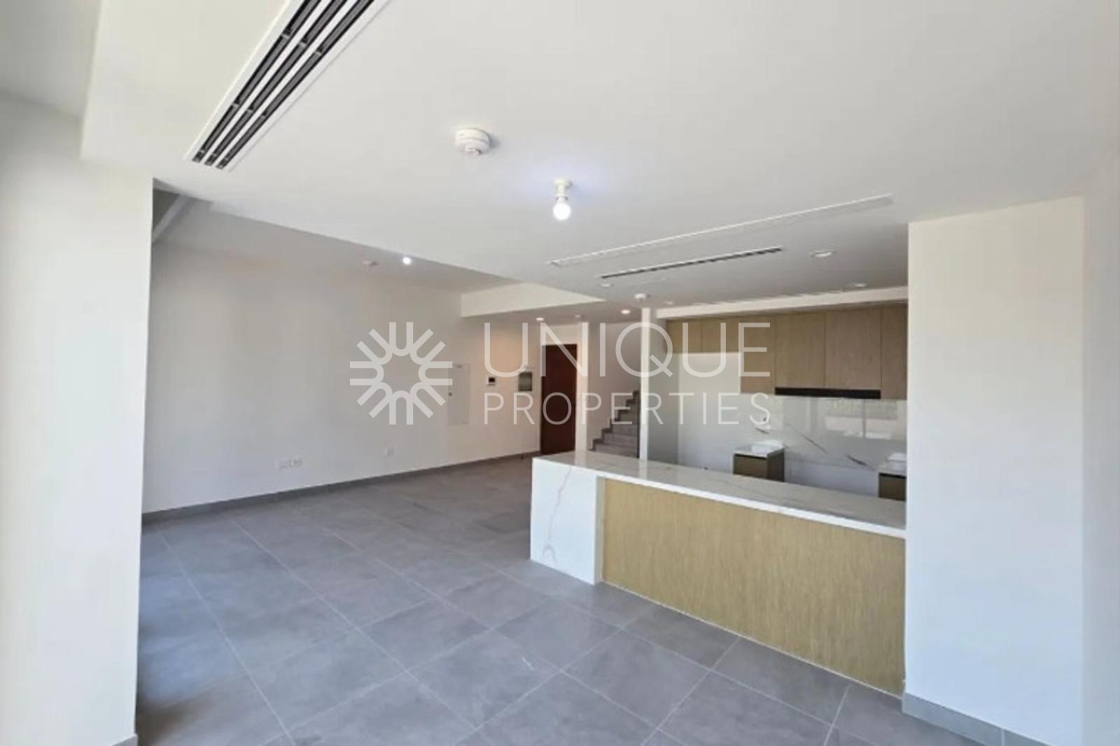 BRAND NEW | NEAR TO POOL & GARDEN | SMART HOME