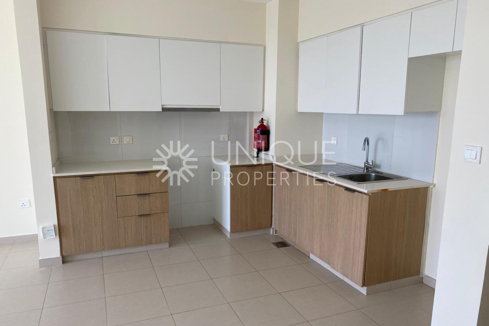 Spacious Unit I Well Maintain I Golf View