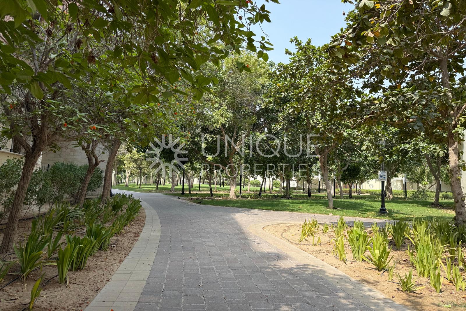 Spacious | Chiller Free | Flex Chqs