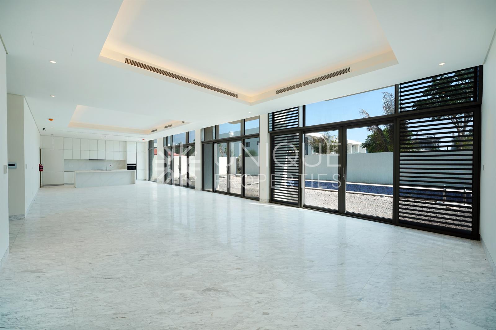 Luxury Family Villa | 6 Bedrooms | Gated Community