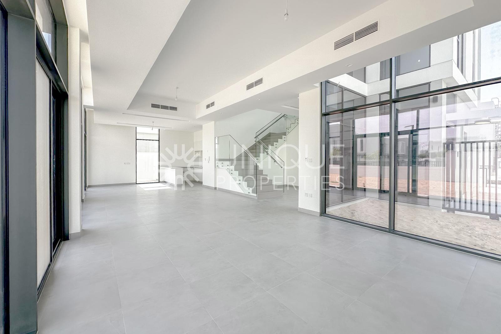 For Sale | 5BHK | Villa | Murooj Al Furjan
