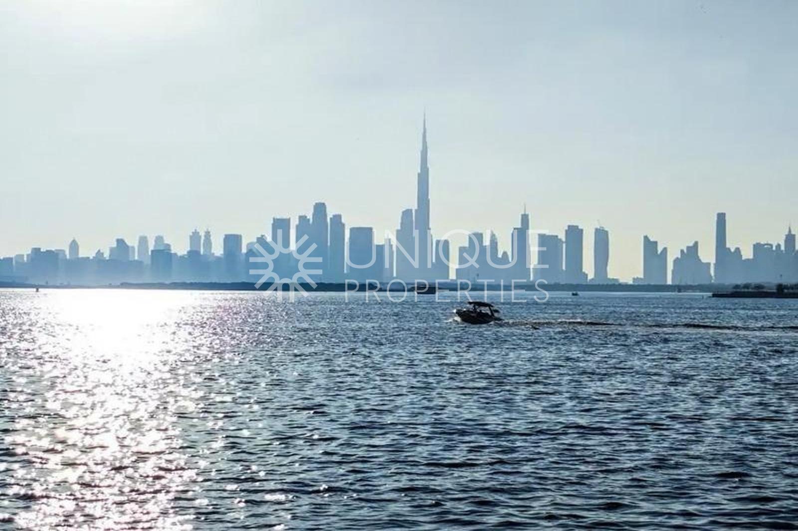 Prime Location & Waterfront Living | 3BR for Sale