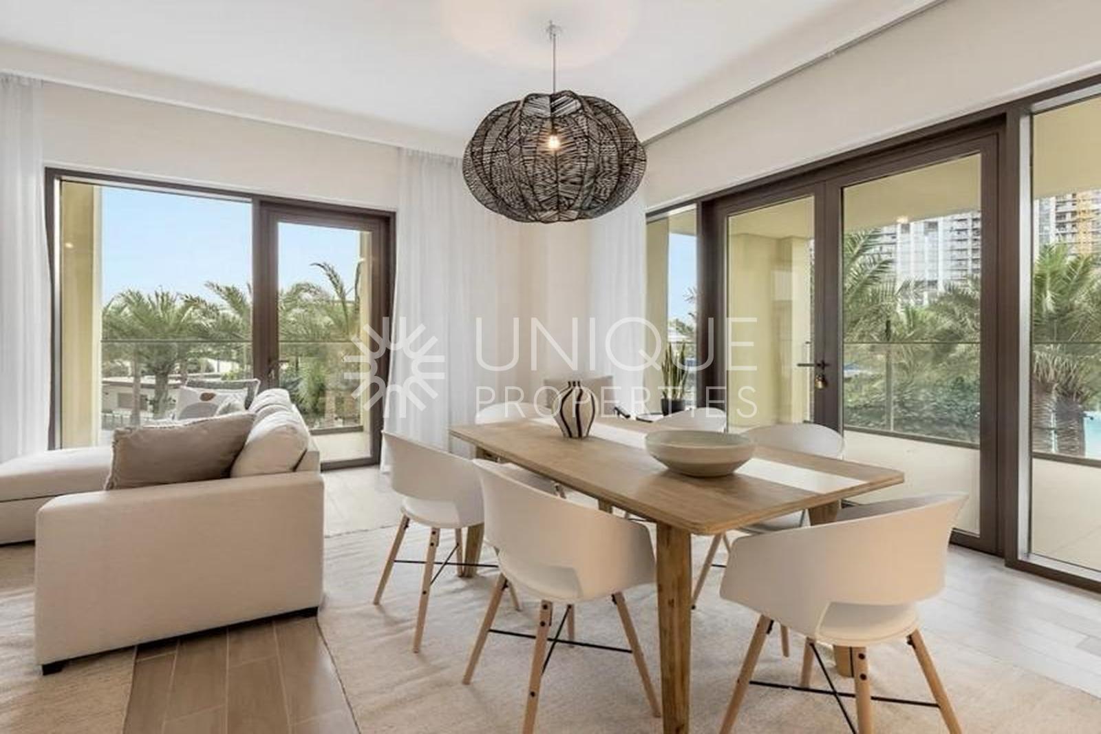 Prime Location & Waterfront Living | 3BR for Sale