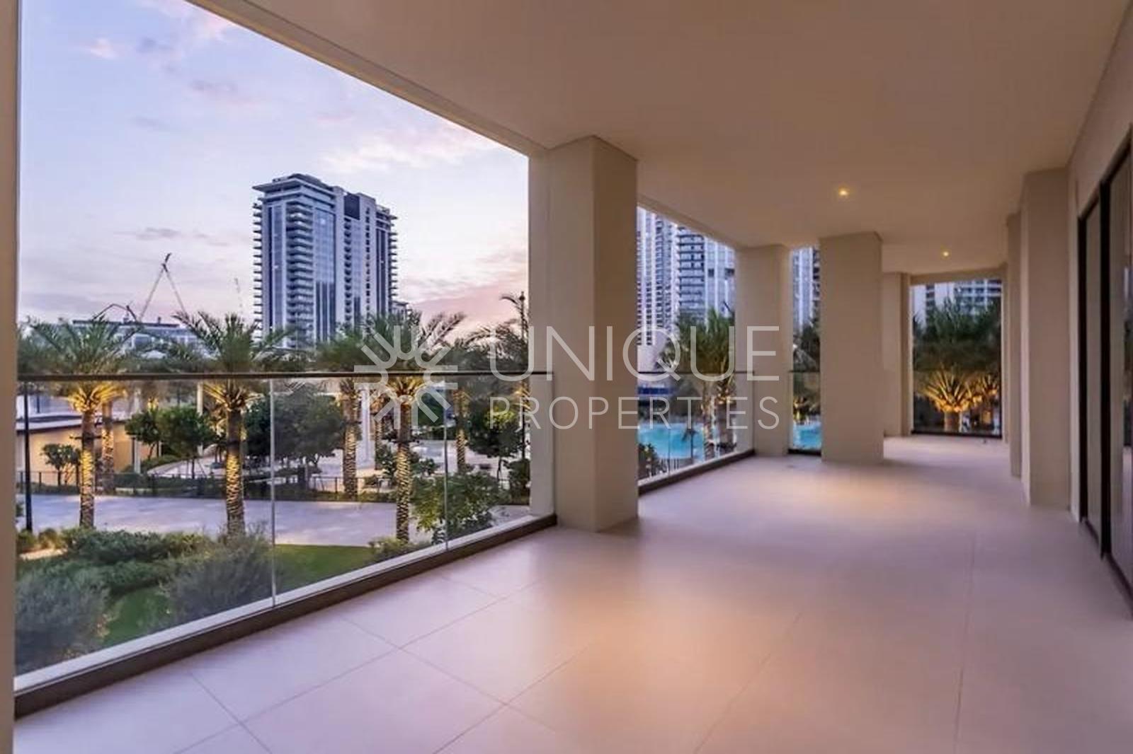 Prime Location & Waterfront Living | 3BR for Sale