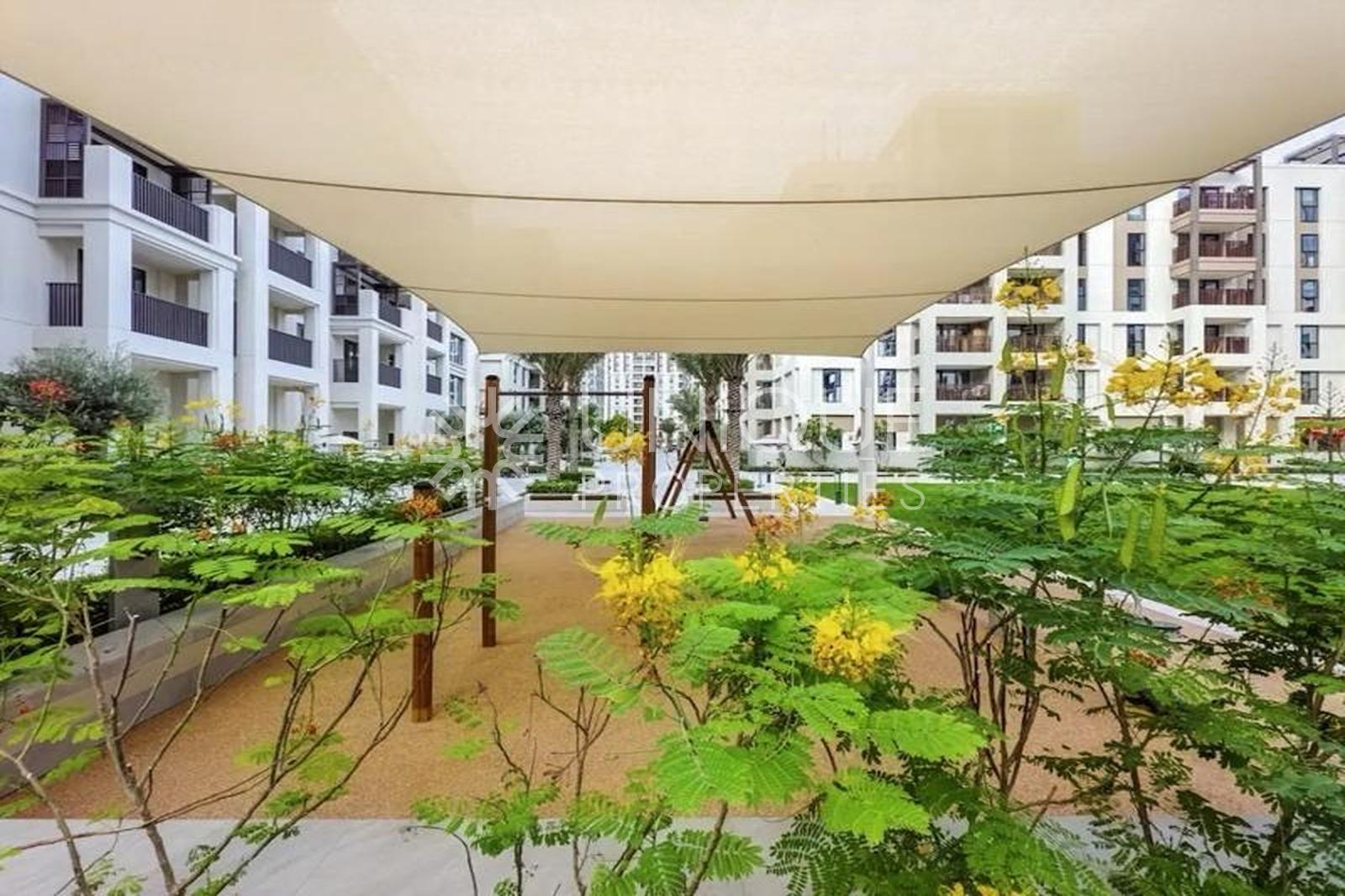 Prime Location & Waterfront Living | 3BR for Sale