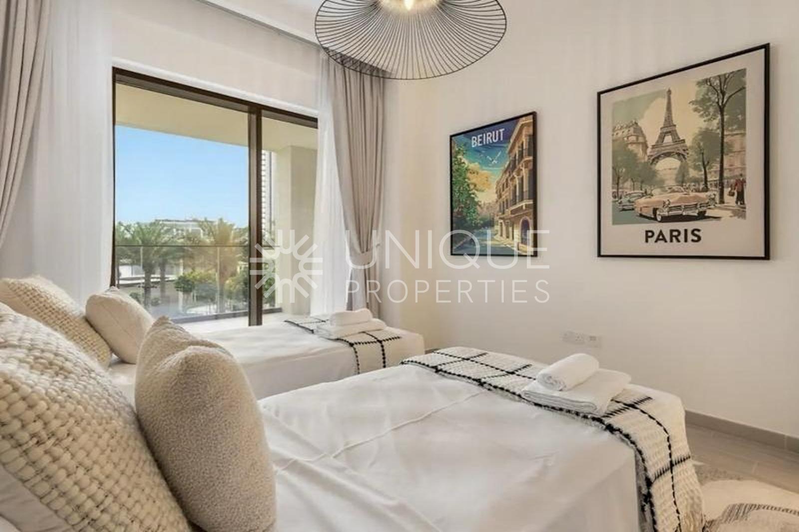 Prime Location & Waterfront Living | 3BR for Sale