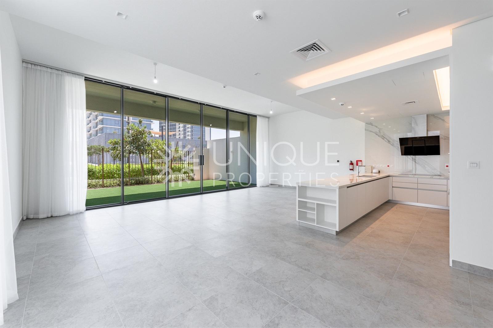 Luxury | Stunning | Spacious 4BR | Premium