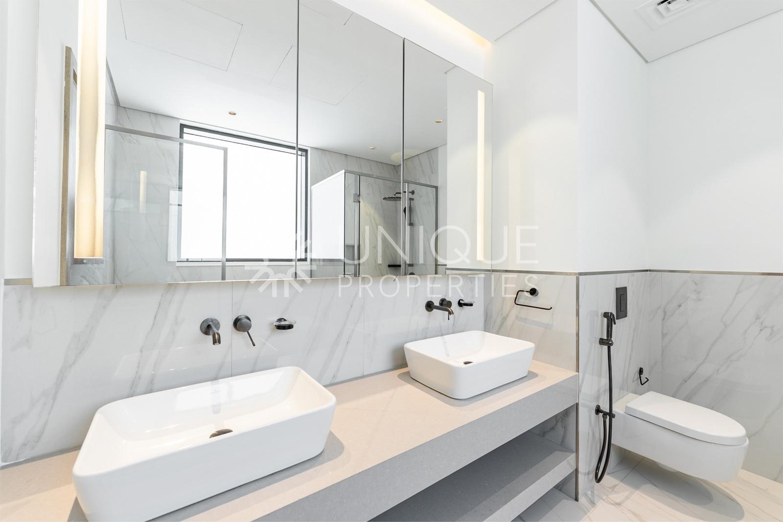 Luxury | Stunning | Spacious 4BR | Premium