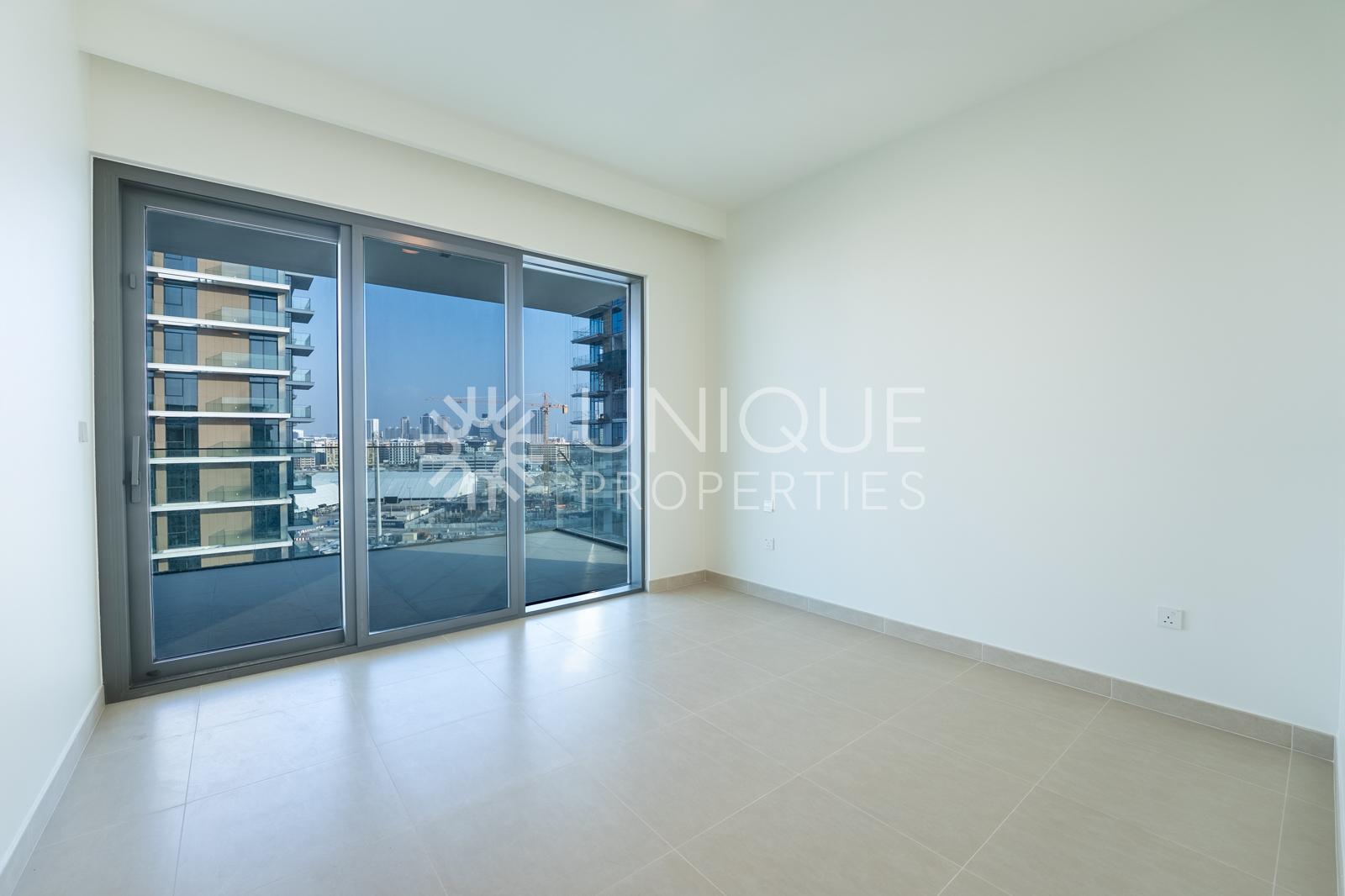 Stunning Layout | Sea View | Top Floor