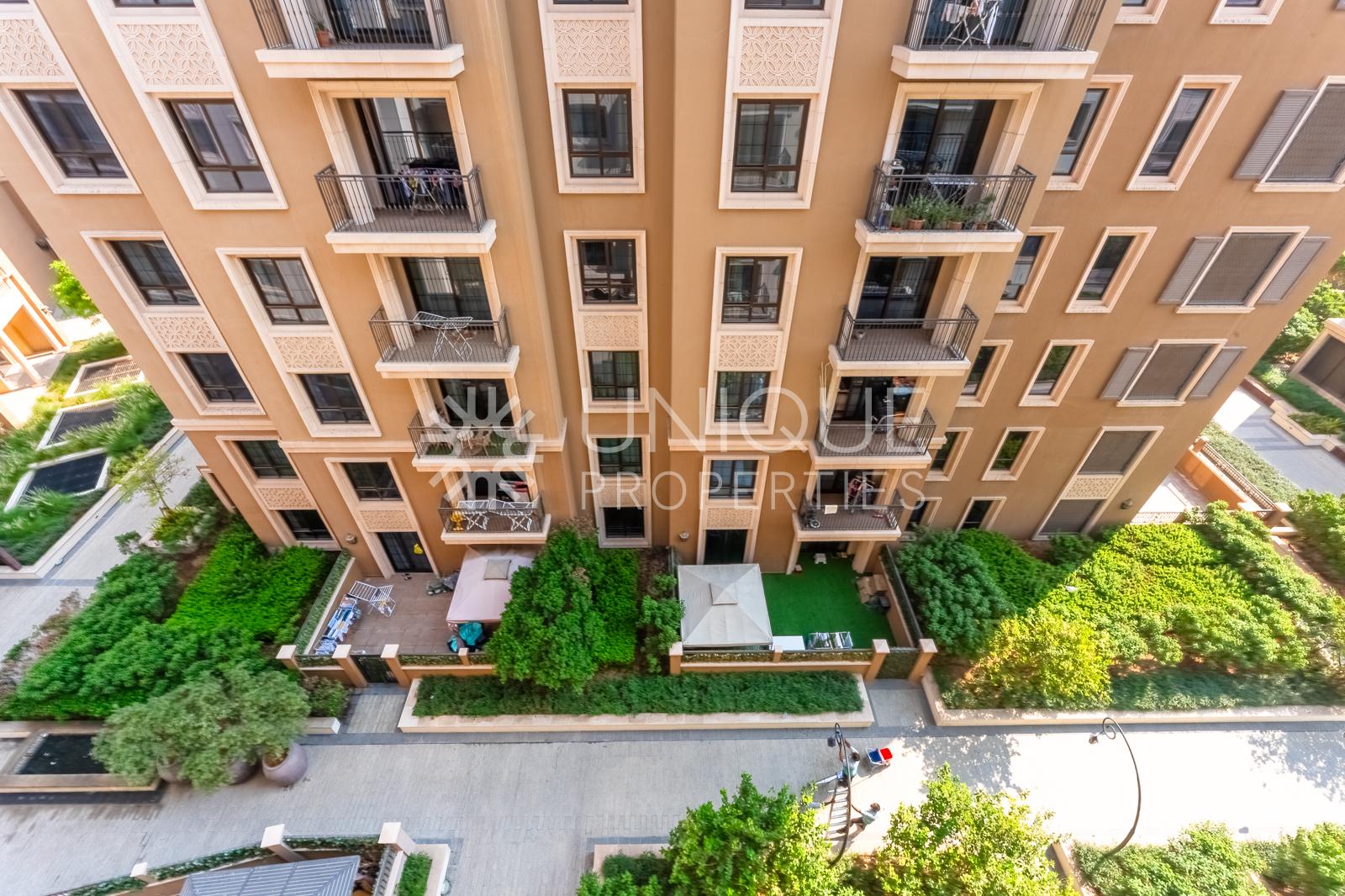 Unfurnished| Ready to move | Spacious