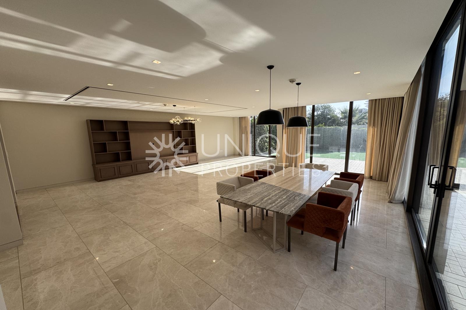 Prestigious | Premium Townhouse | Luxury Living