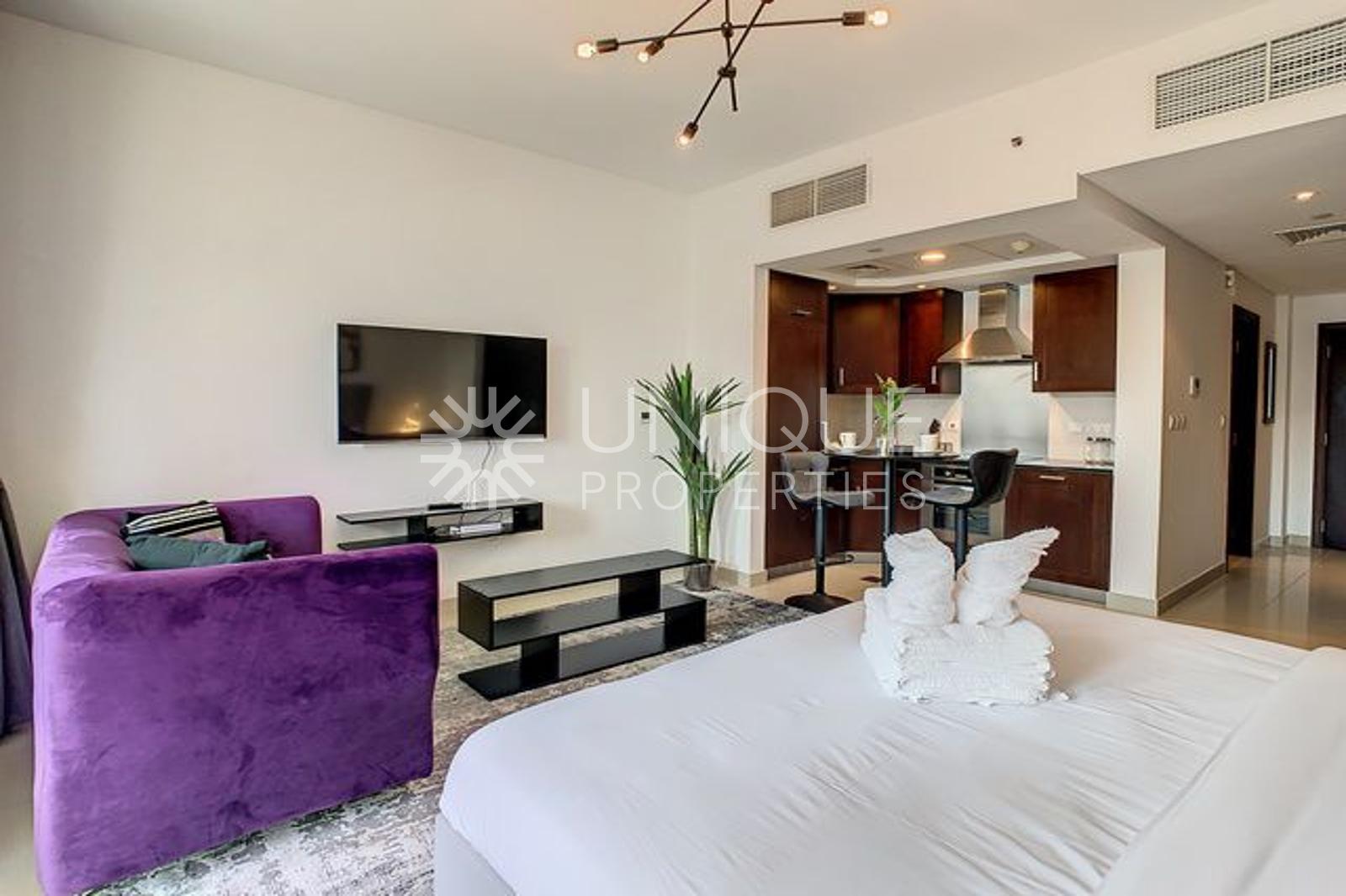 Furnished | Boulevard View | Av 1st Sep.