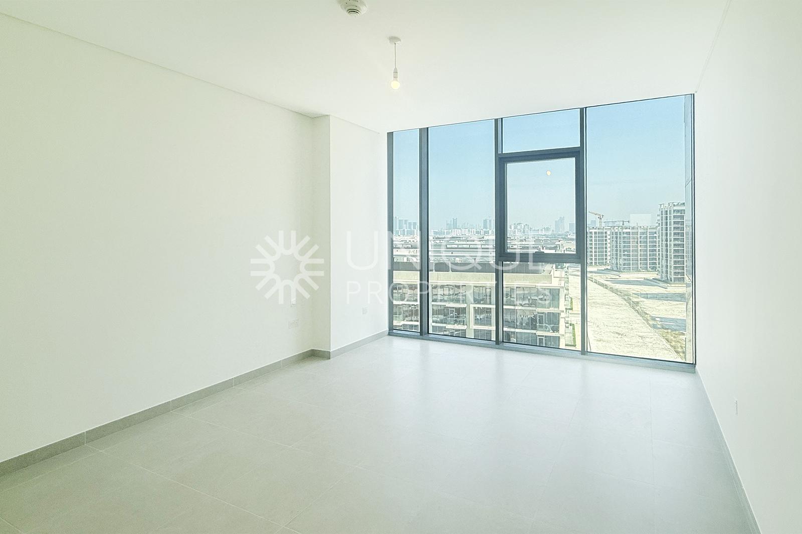 District One | Lagoon View | Luxury Apartment