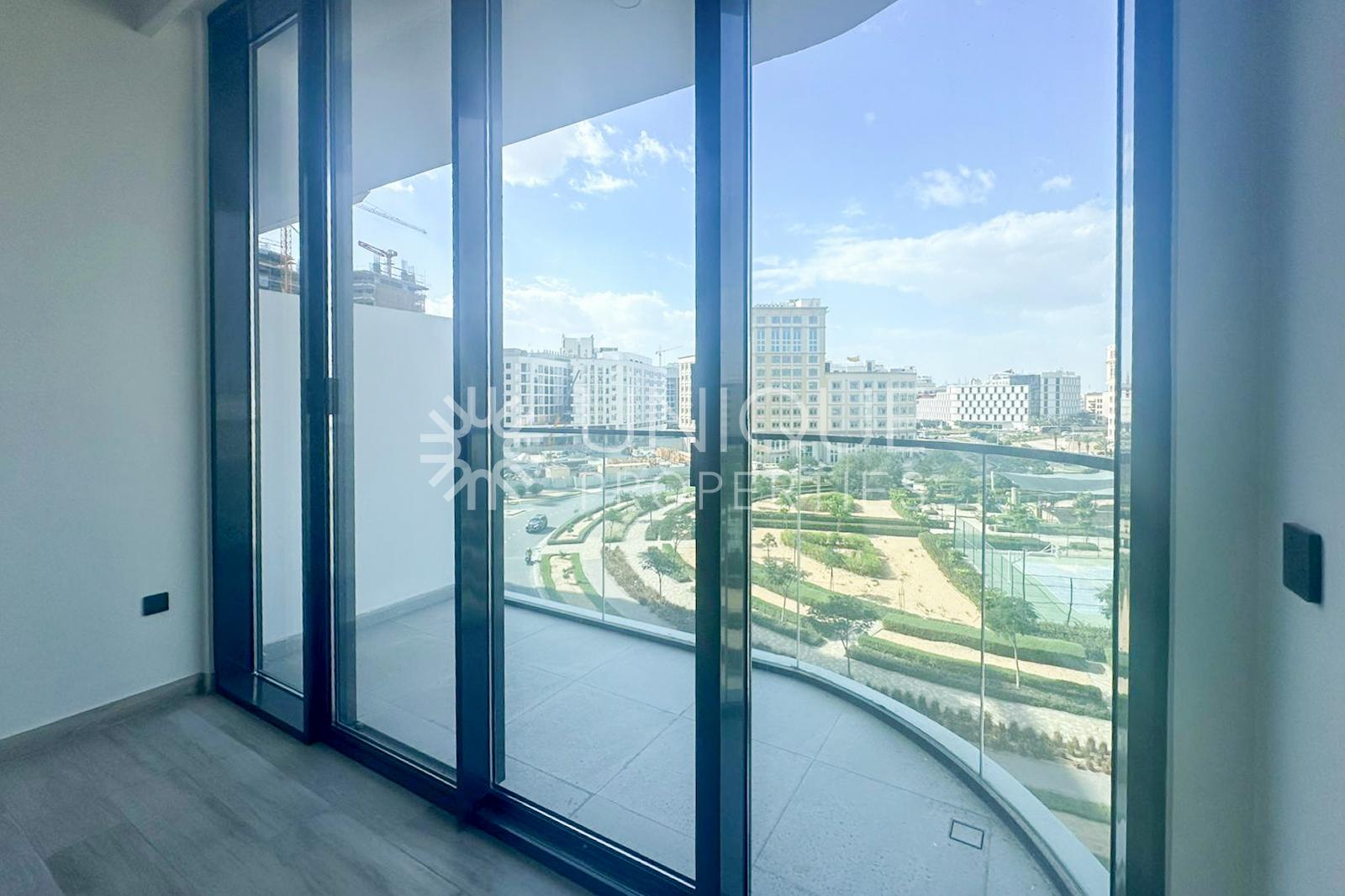 Ready To Move In | Unfurnished | Prime Location