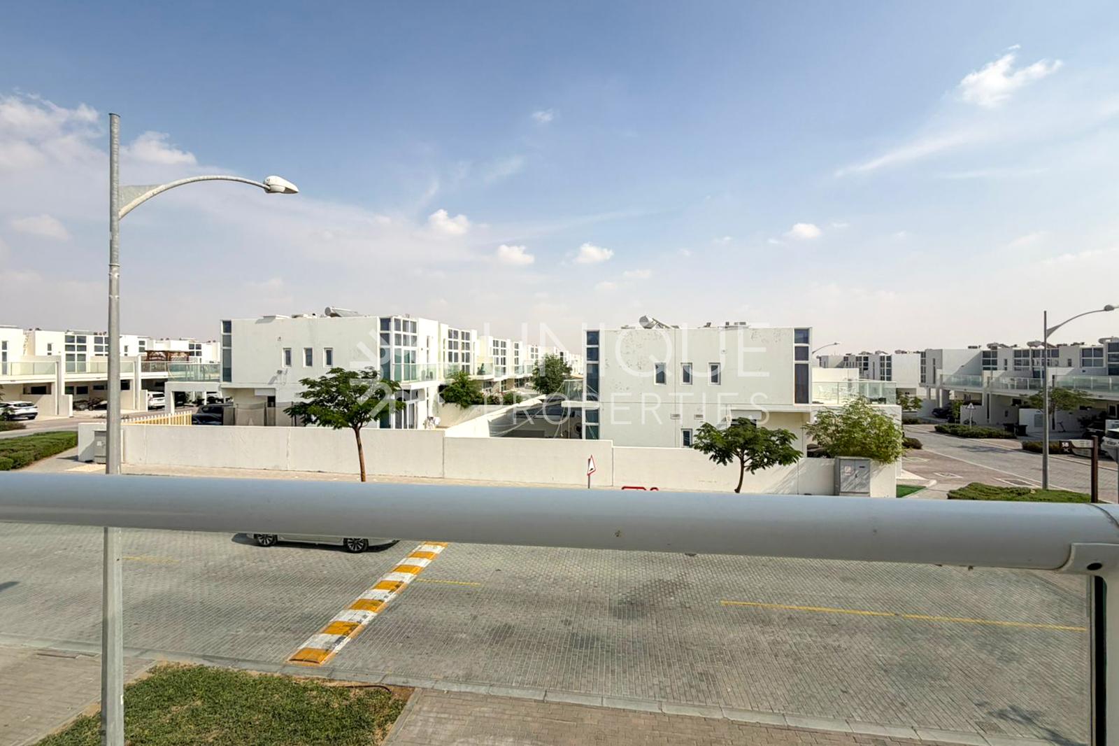 3BR + Maids | Vacant |  Huge Layout