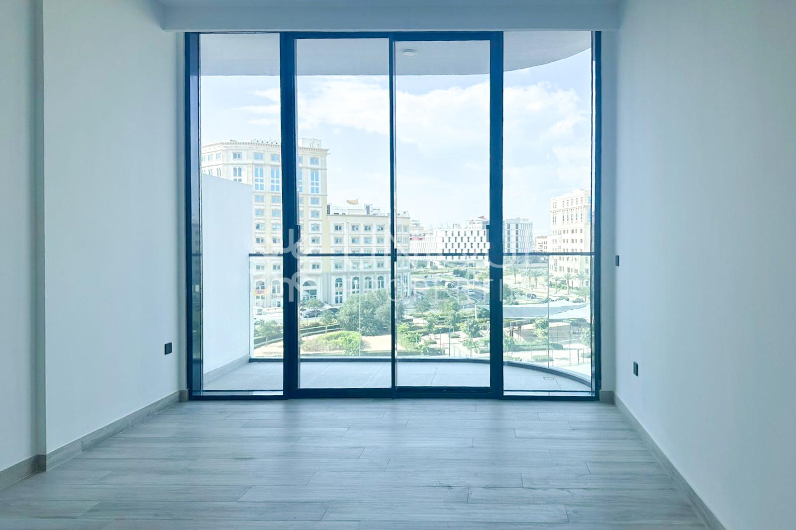 Ready To Move In | Unfurnished | Prime Location