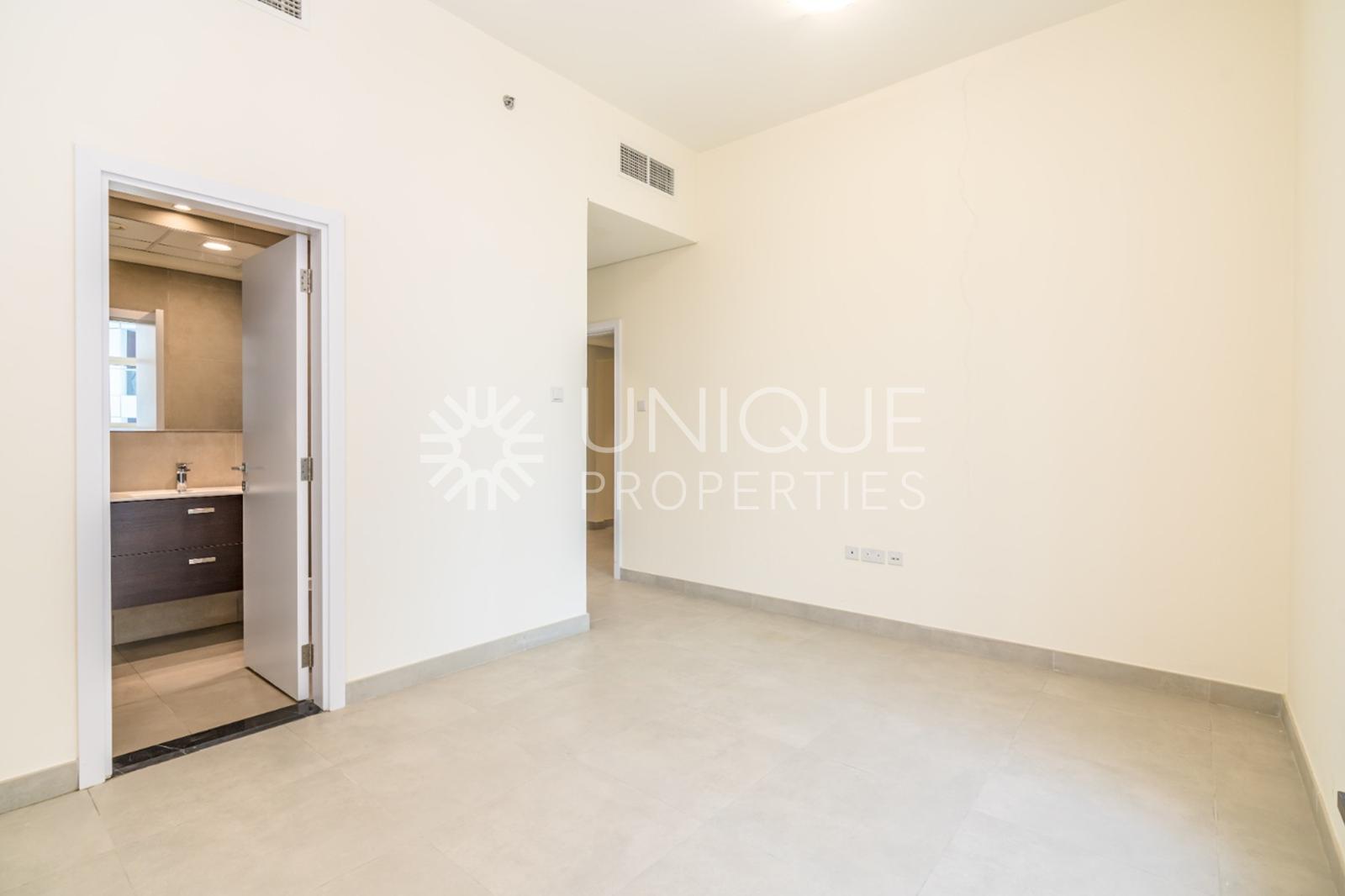 Vacant & Ready | Prime Location | Modern Living