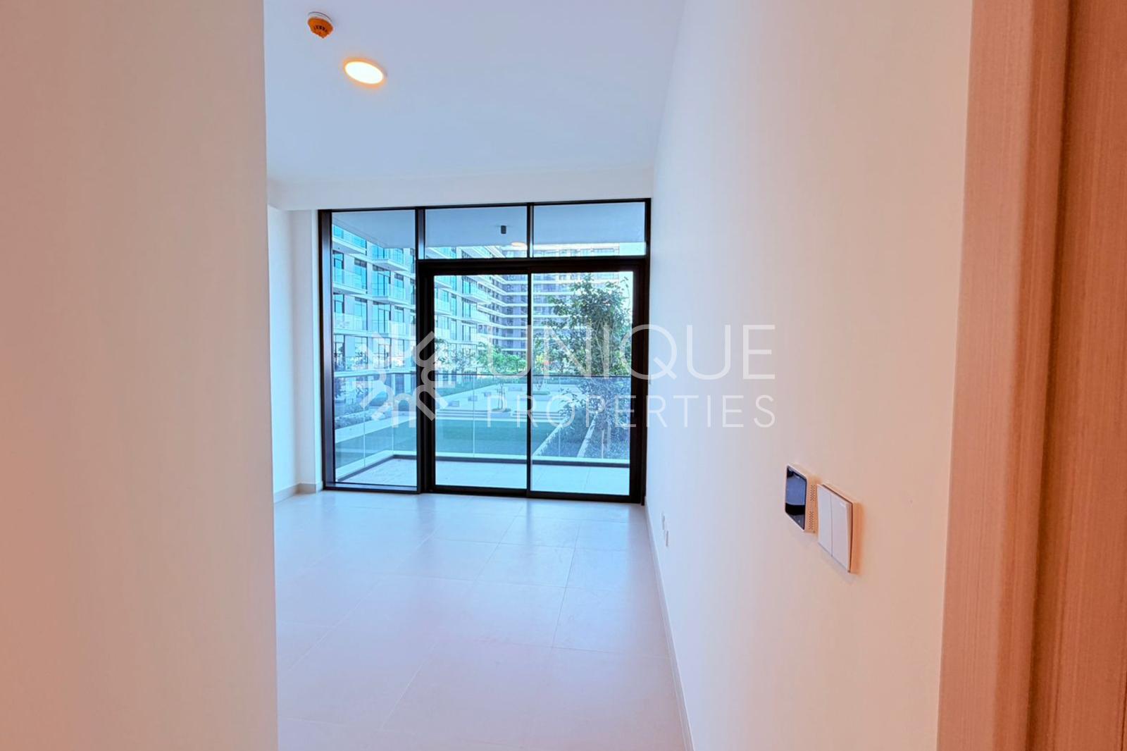 Brand New| Luxury Living| Spacious