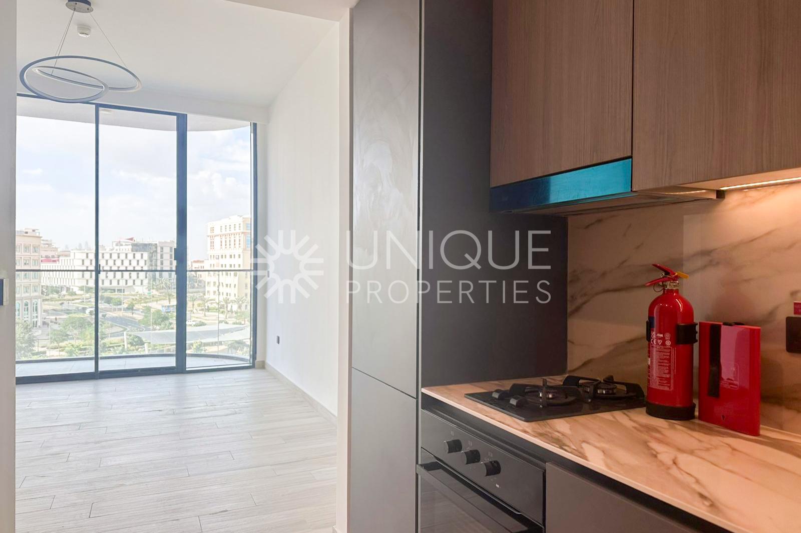 Ready To Move In | Unfurnished | Prime Location