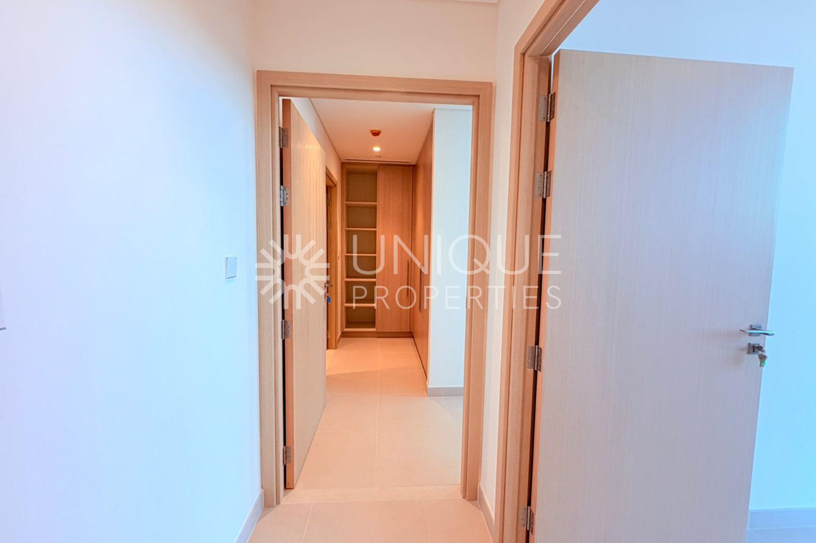 Brand New| Luxury Living| Spacious