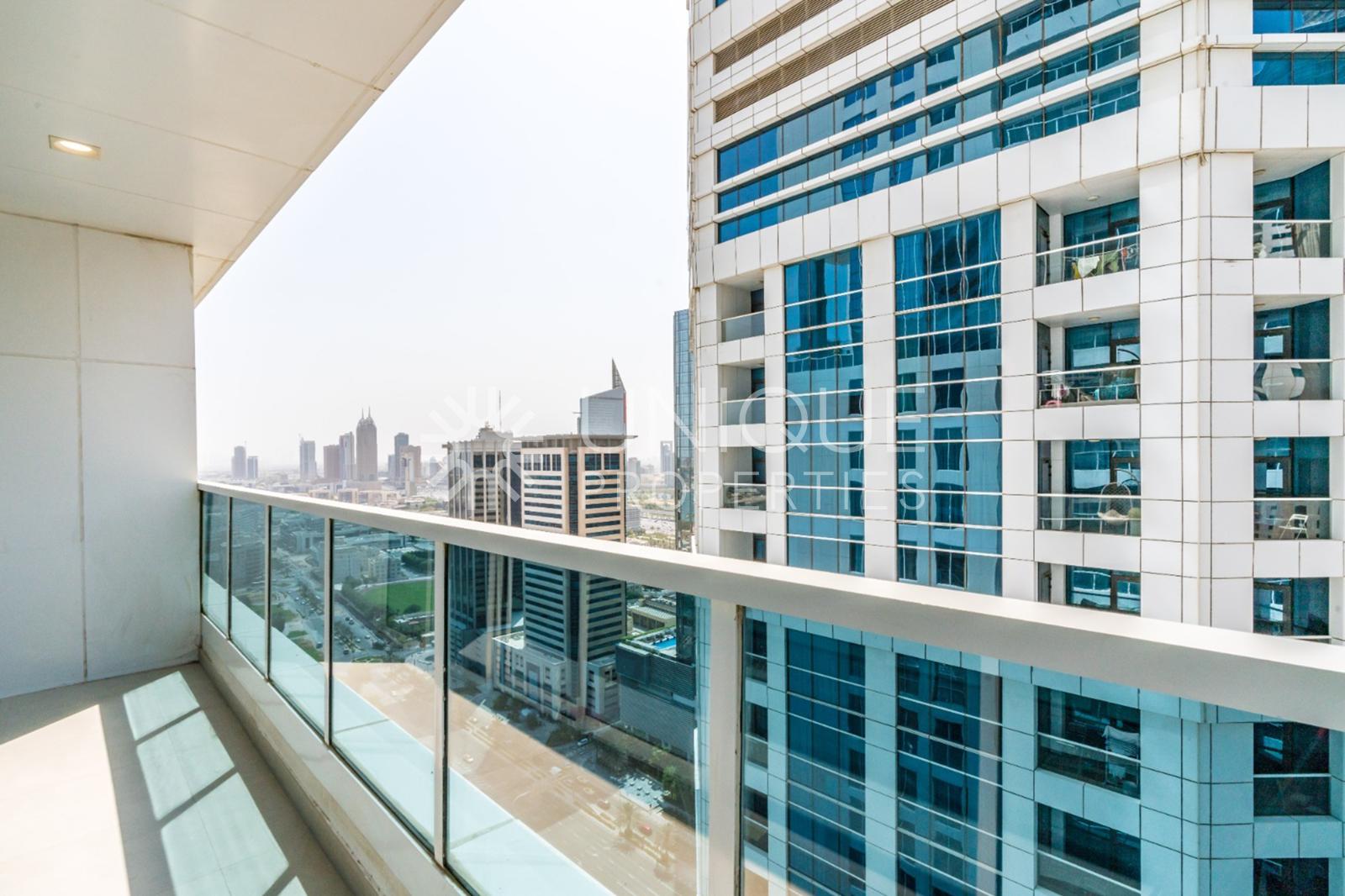 Vacant & Ready | Prime Location | Modern Living