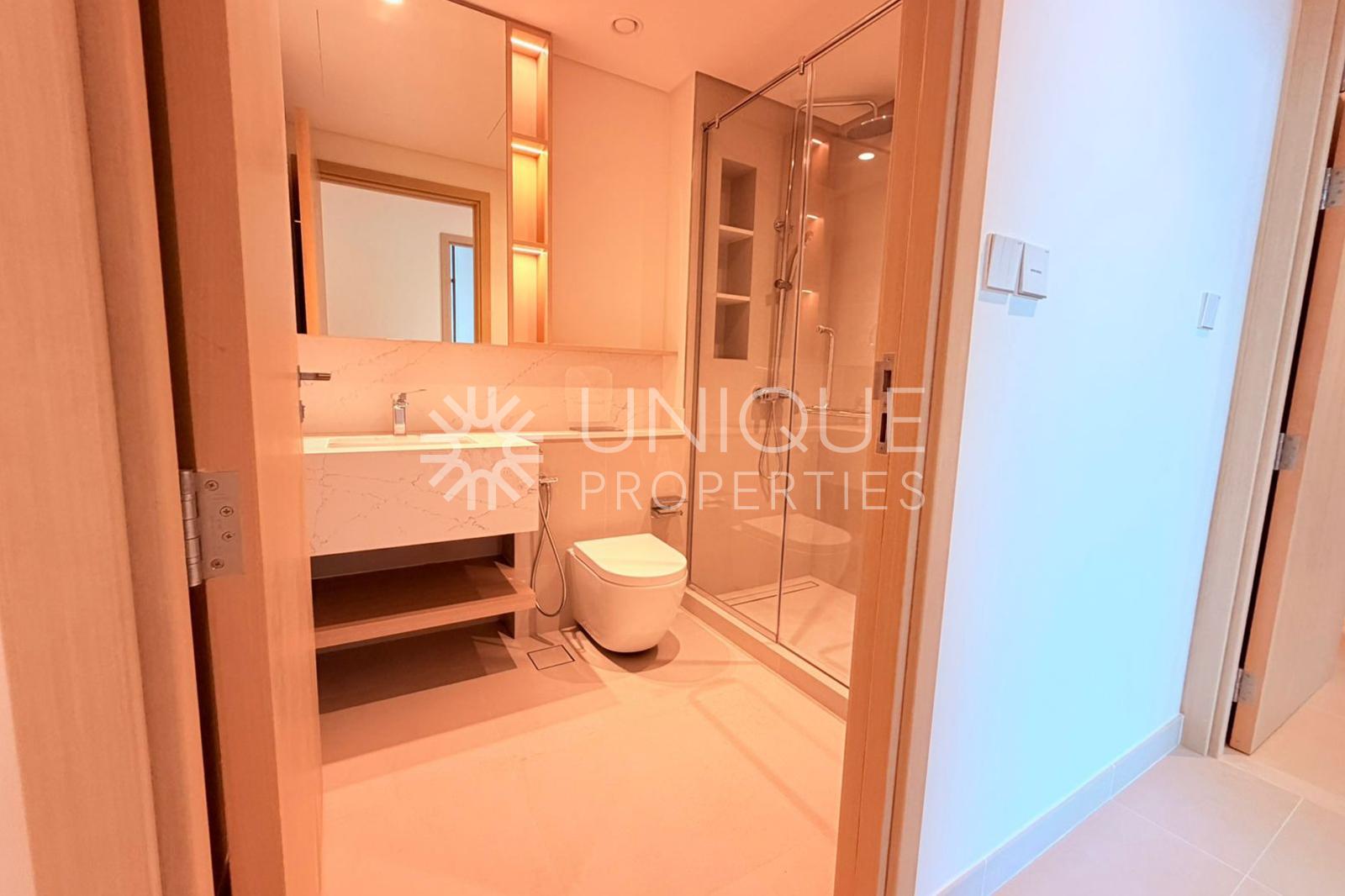 Brand New| Luxury Living| Spacious