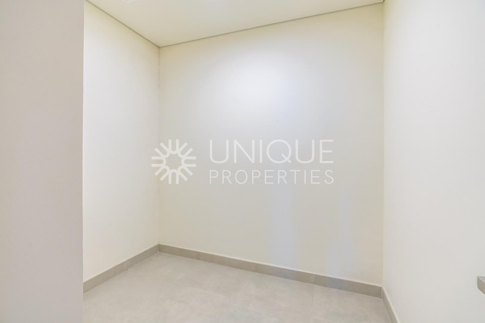 Vacant & Ready | Prime Location | Modern Living