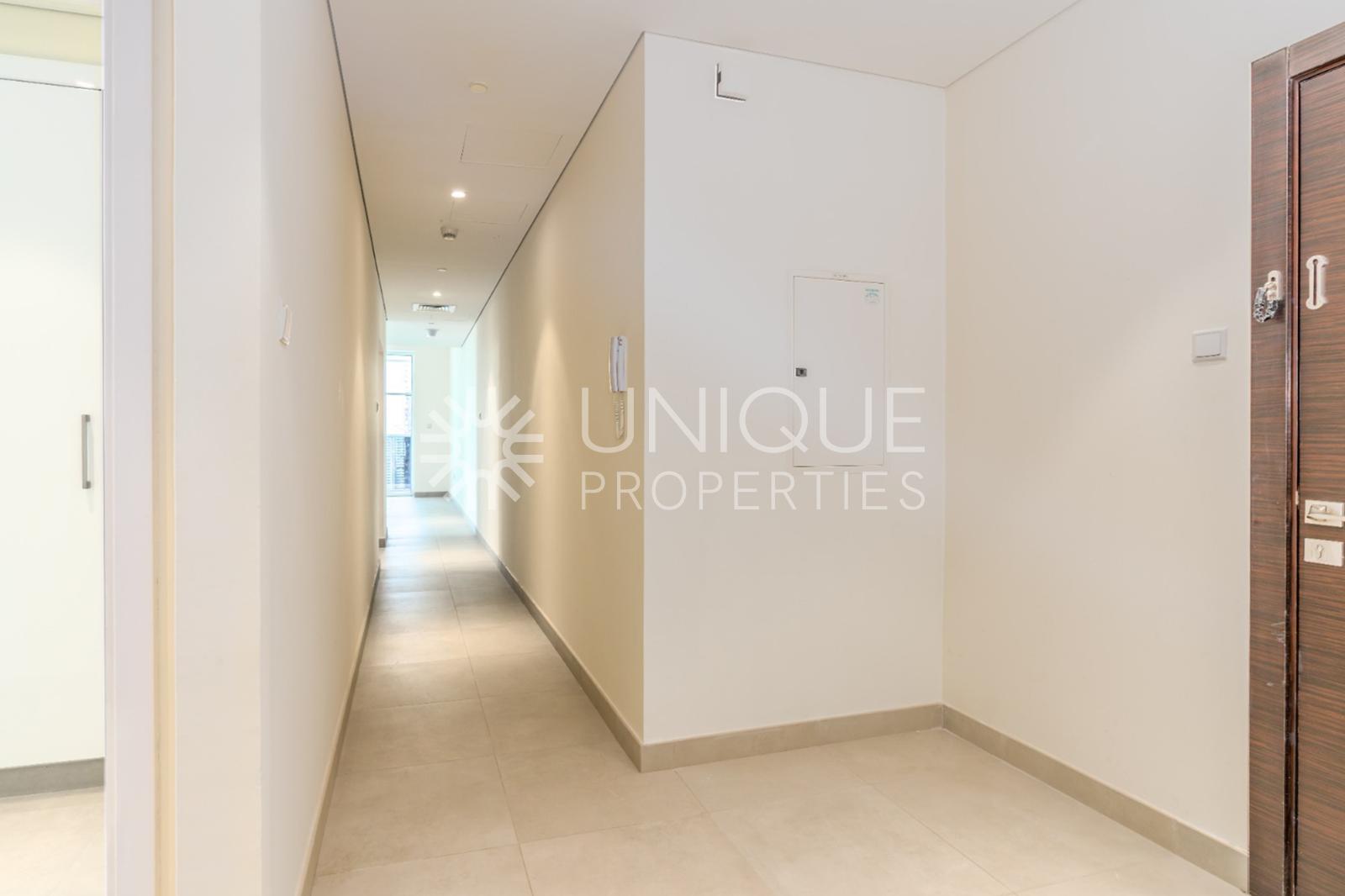 Vacant & Ready | Prime Location | Modern Living