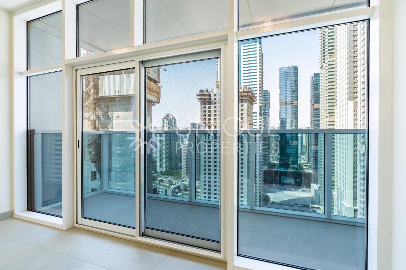 Vacant & Ready | Prime Location | Modern Living