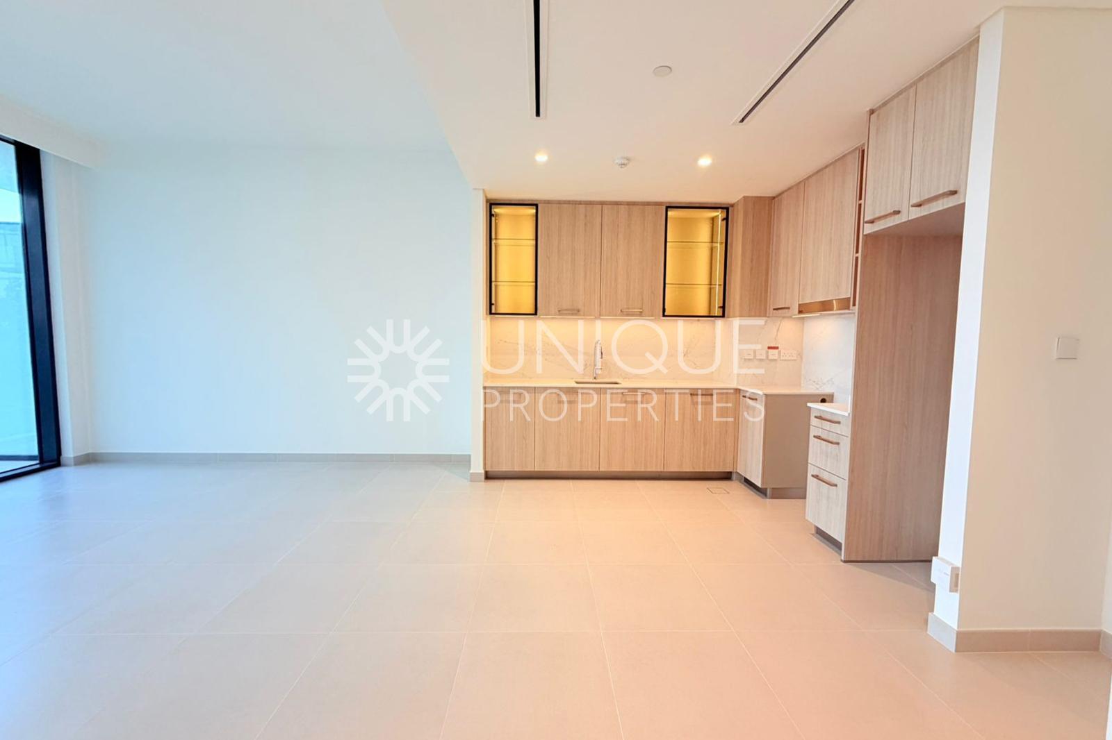 Brand New| Luxury Living| Spacious