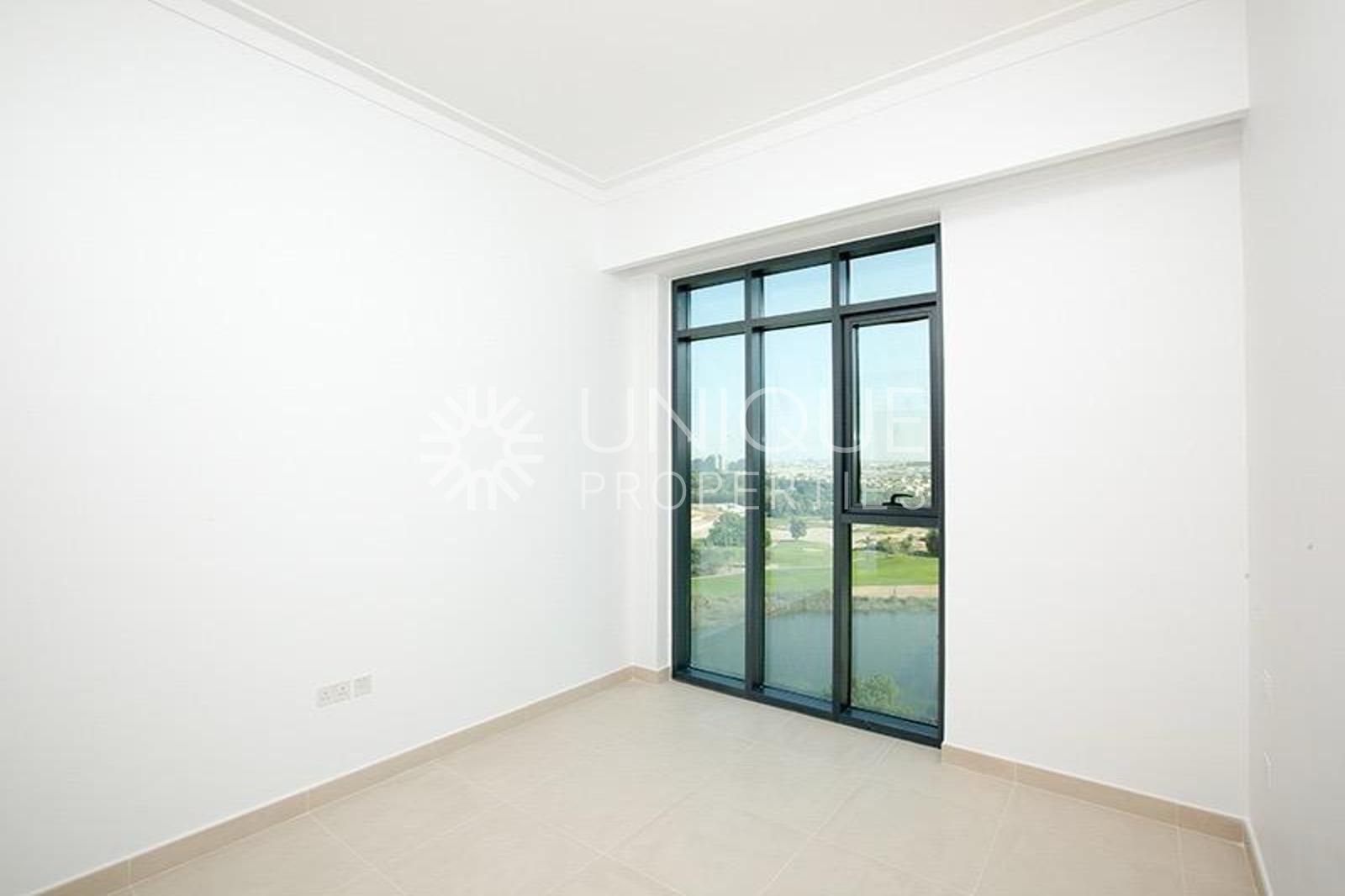 Spacious 3BR + Maids| Stunning Golf View| Vacant