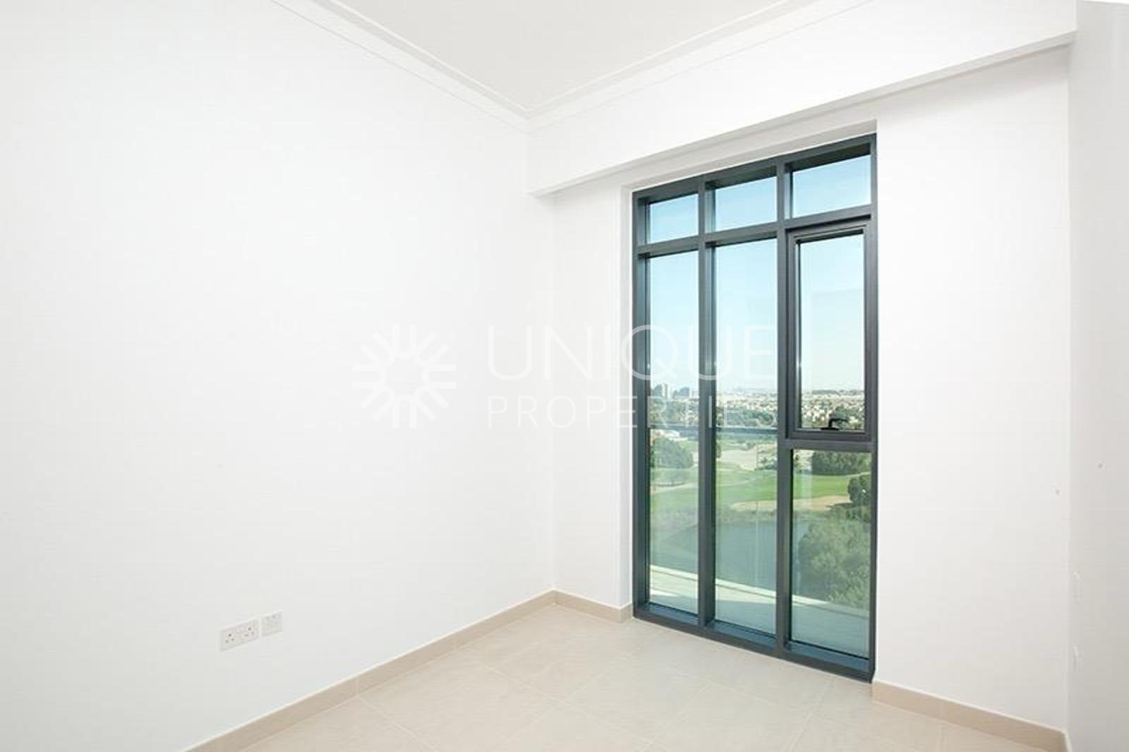 Spacious 3BR + Maids| Stunning Golf View| Vacant