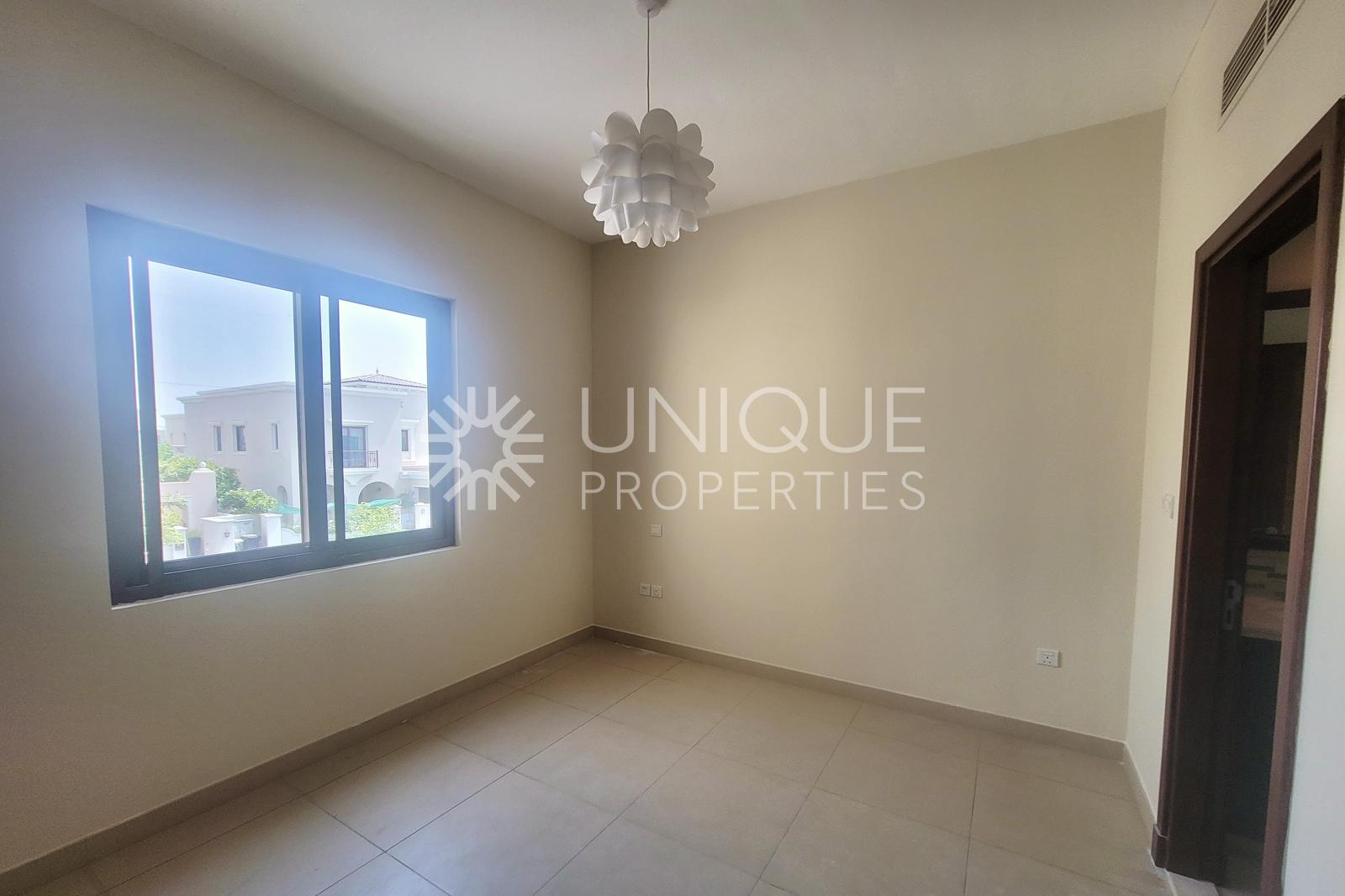 Spacious Villa | Well-Maintained | Vacant