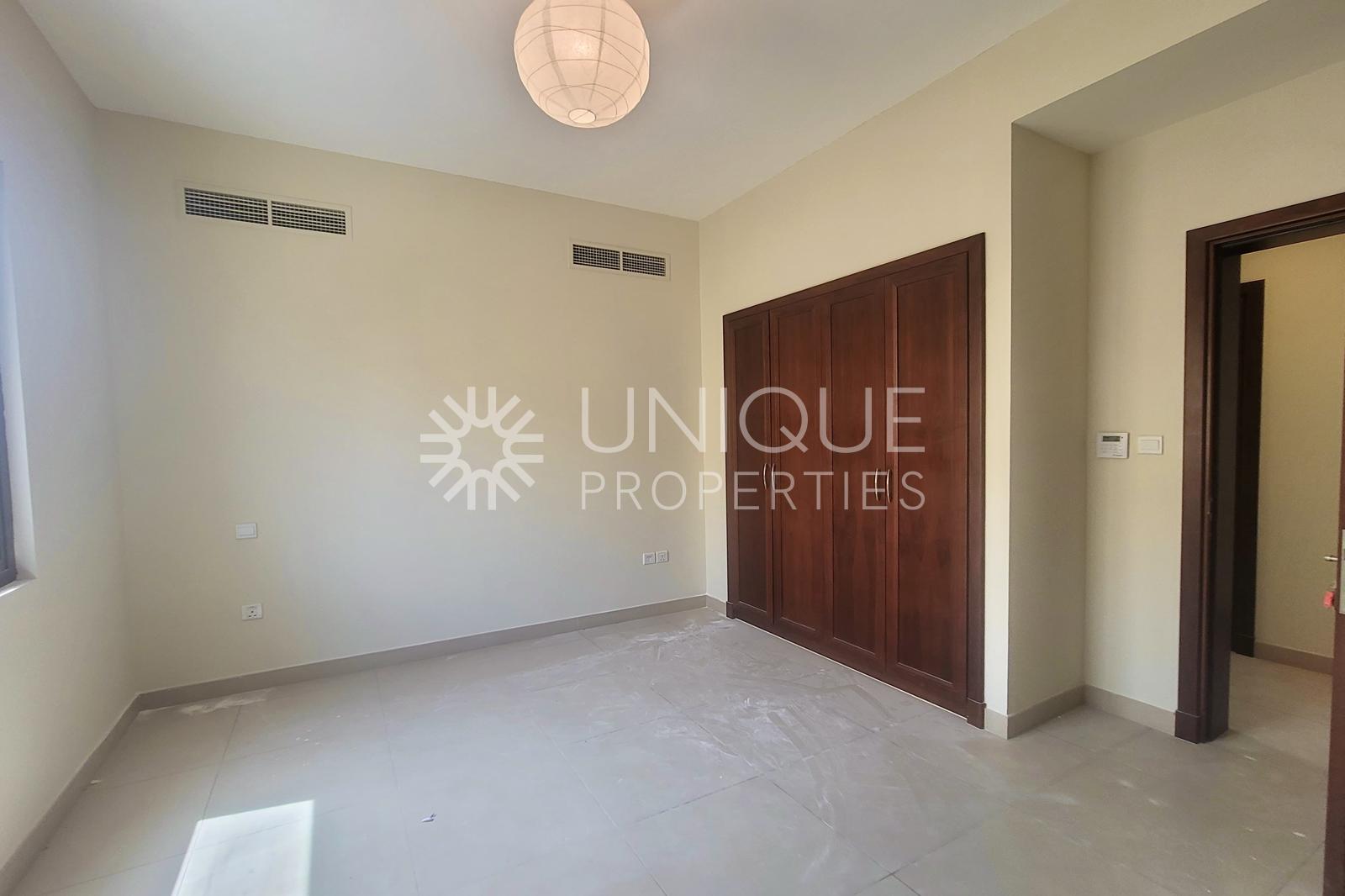 Spacious Villa | Well-Maintained | Vacant