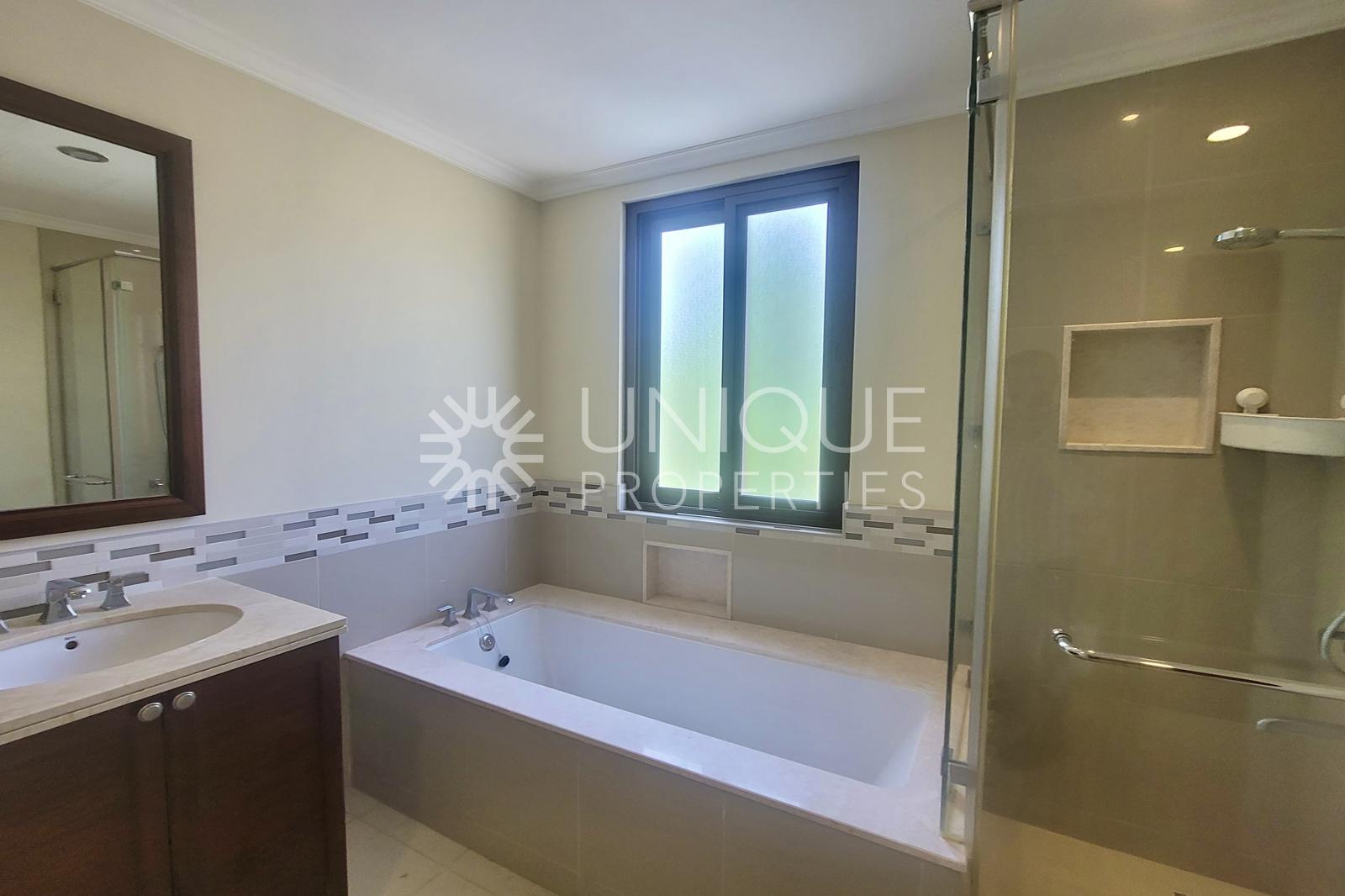 Spacious Villa | Well-Maintained | Vacant