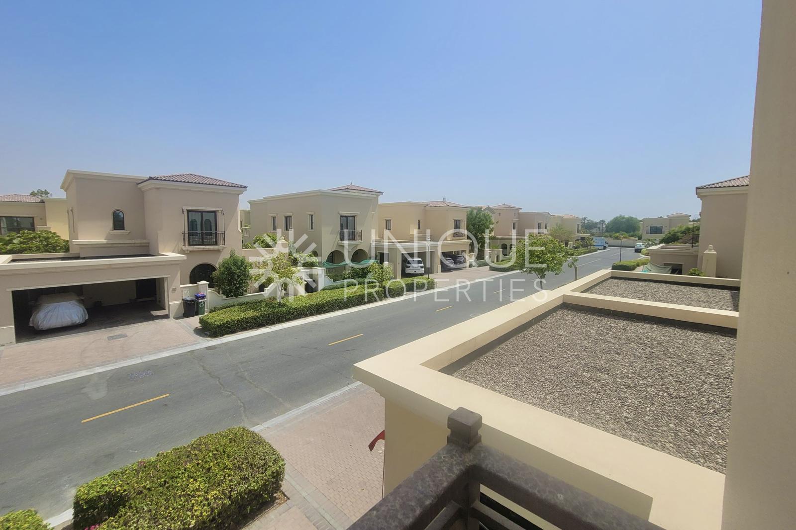 Spacious Villa | Well-Maintained | Vacant