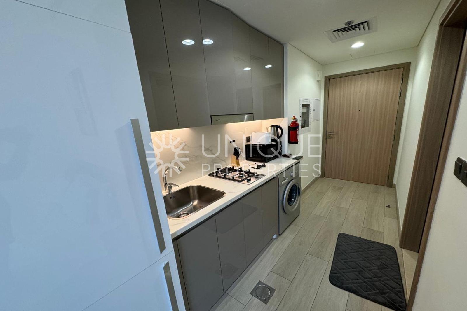 Fitted Kitchen | Luxury Studio | Prime Location