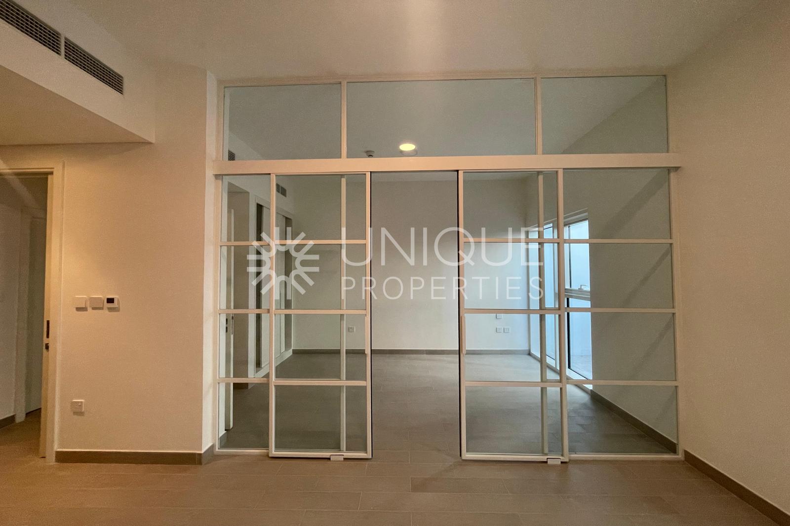 Large Terrace | Brand New | Keys in Hand