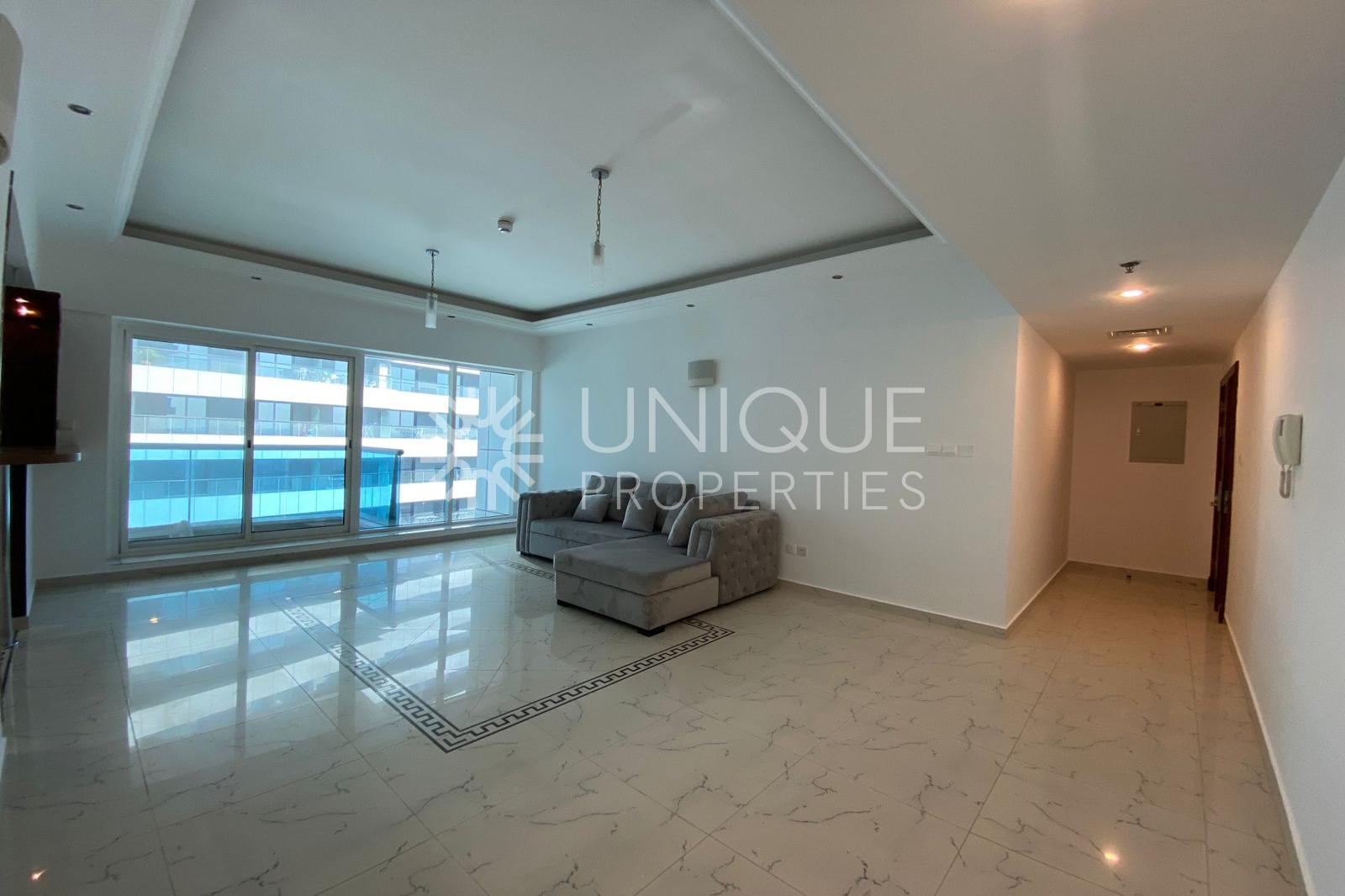 Exclusive | Fully Furnished | Vacant Now