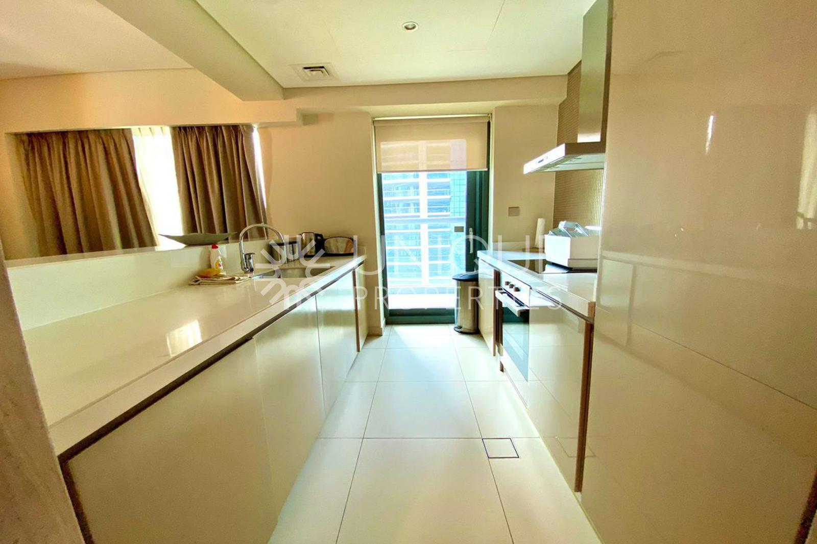 Spacious Unit | Burj Khalifa View | Vacant