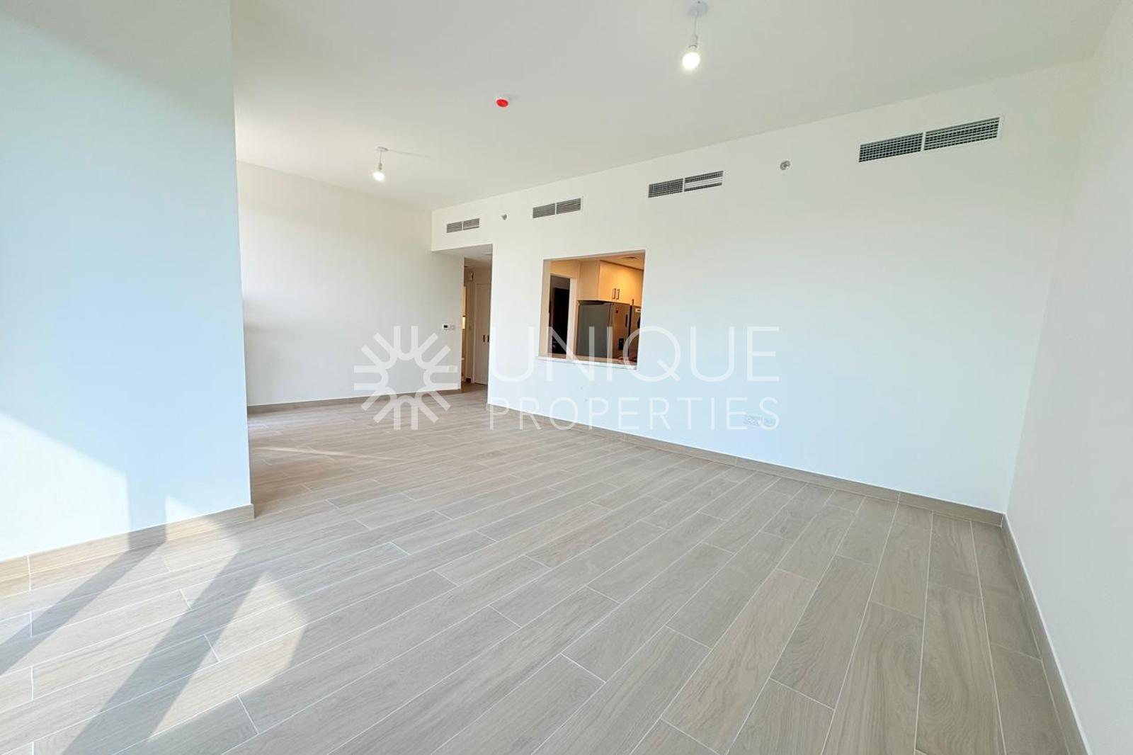 BRAND NEW I POOL VIEW I FULL APPLIANCES