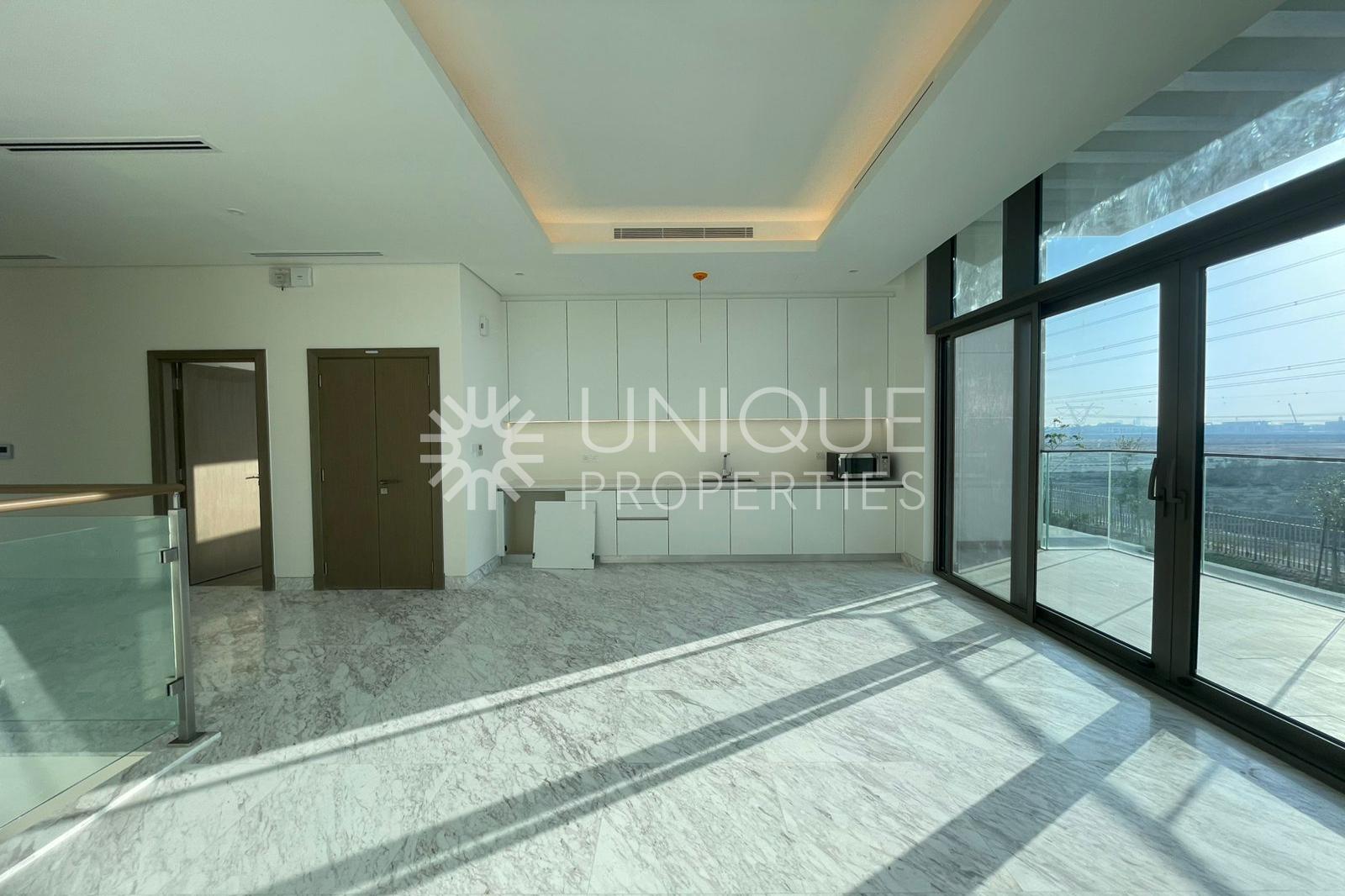 Luxury 4-Bedroom Villa in District One