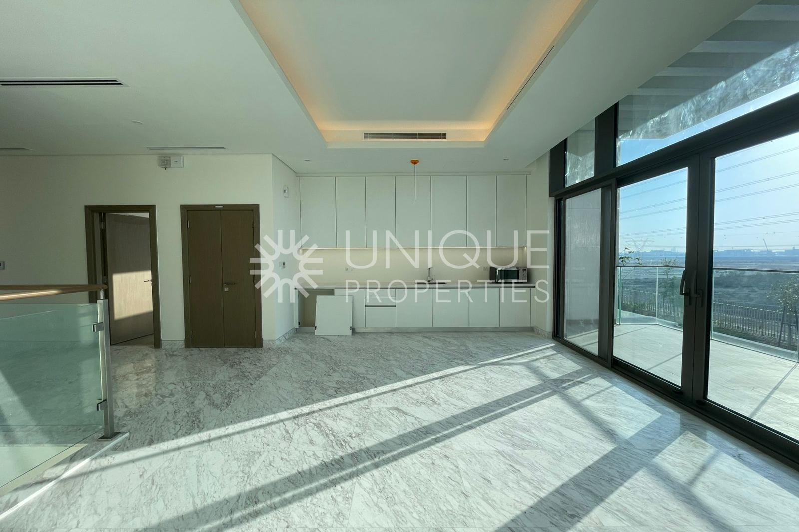 Luxury 4-Bedroom Villa in District One