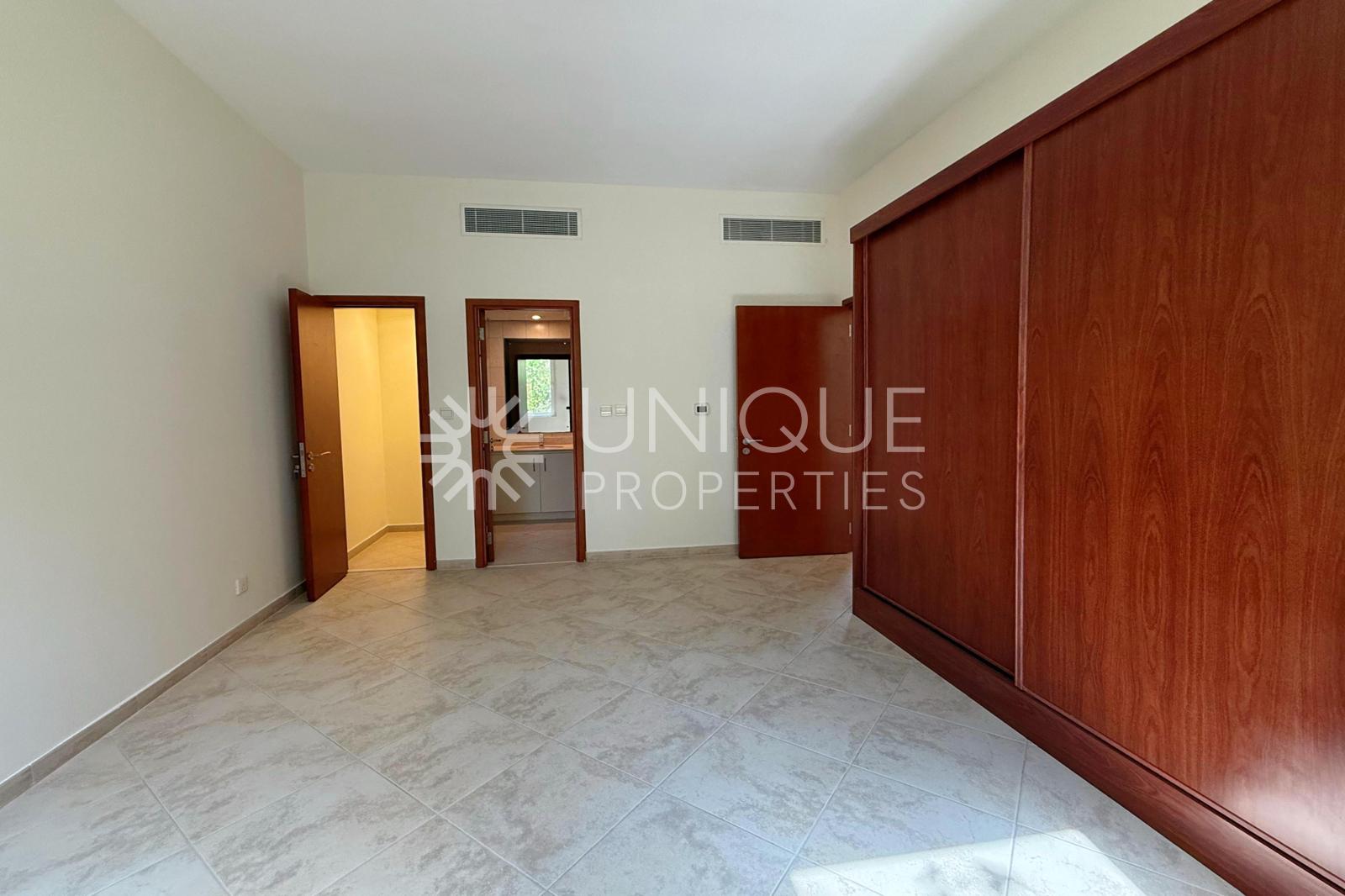 Spacious | Chiller Free | Flex Chqs